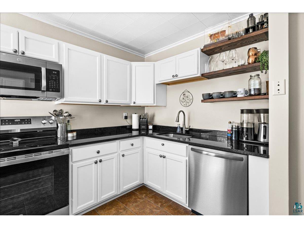 240 W Redwing St Duluth MN 55803 6124701 image7