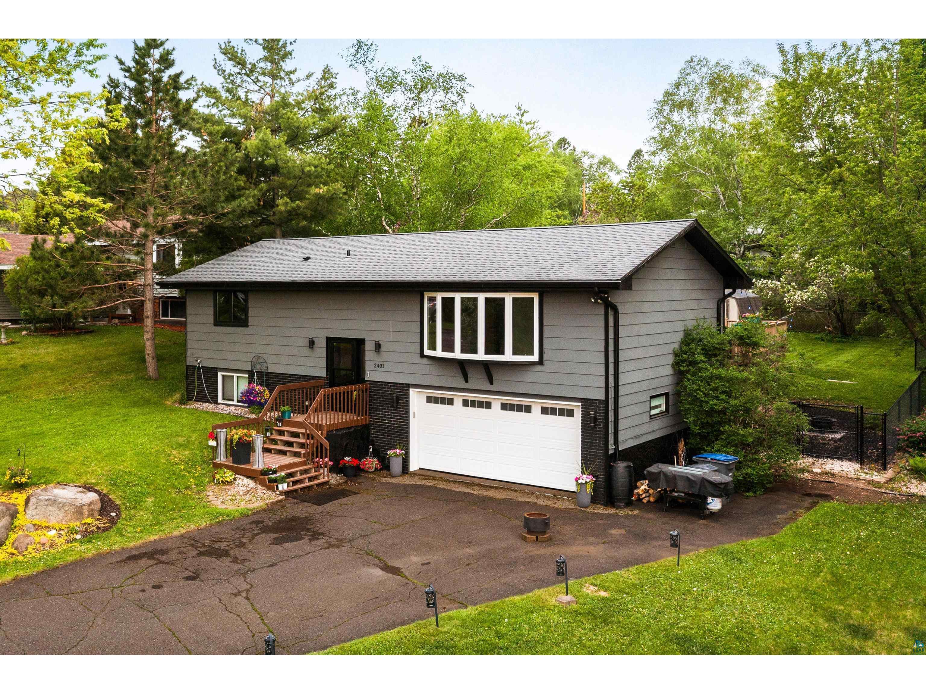 2401 W 23rd St Duluth MN 55811 6125880 image2