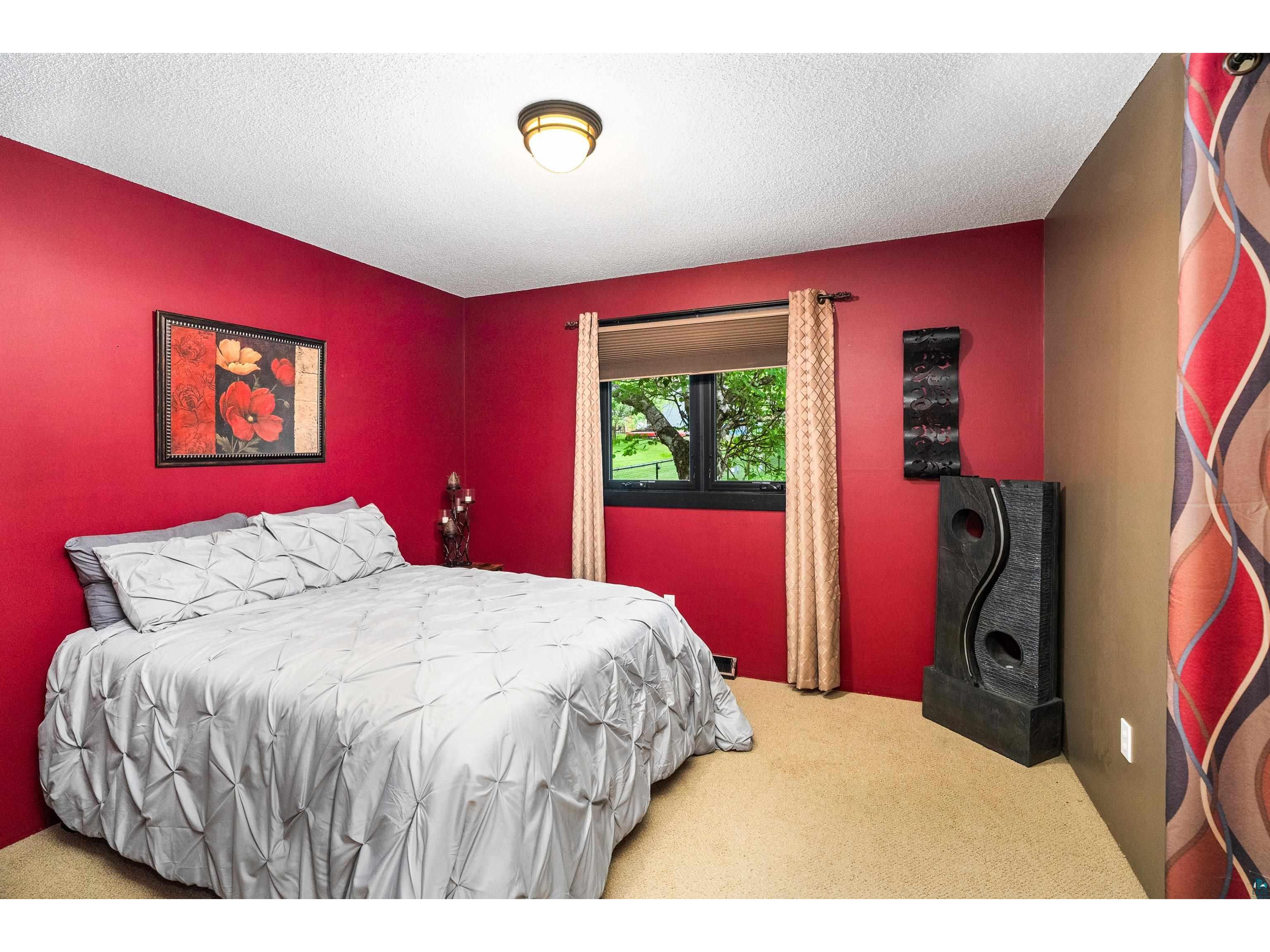 2401 W 23rd St Duluth MN 55811 6125880 image20