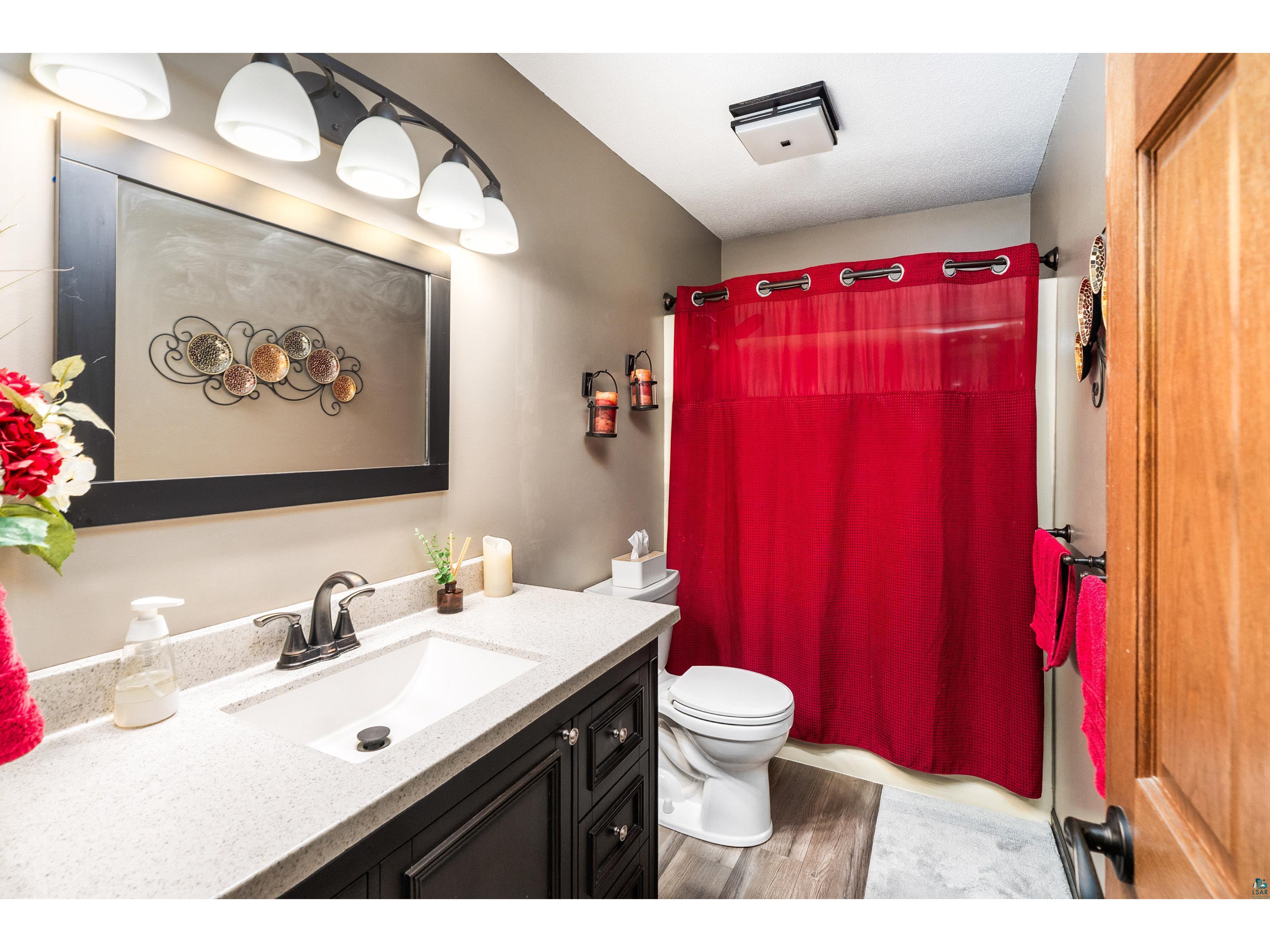 2401 W 23rd St Duluth MN 55811 6125880 image24