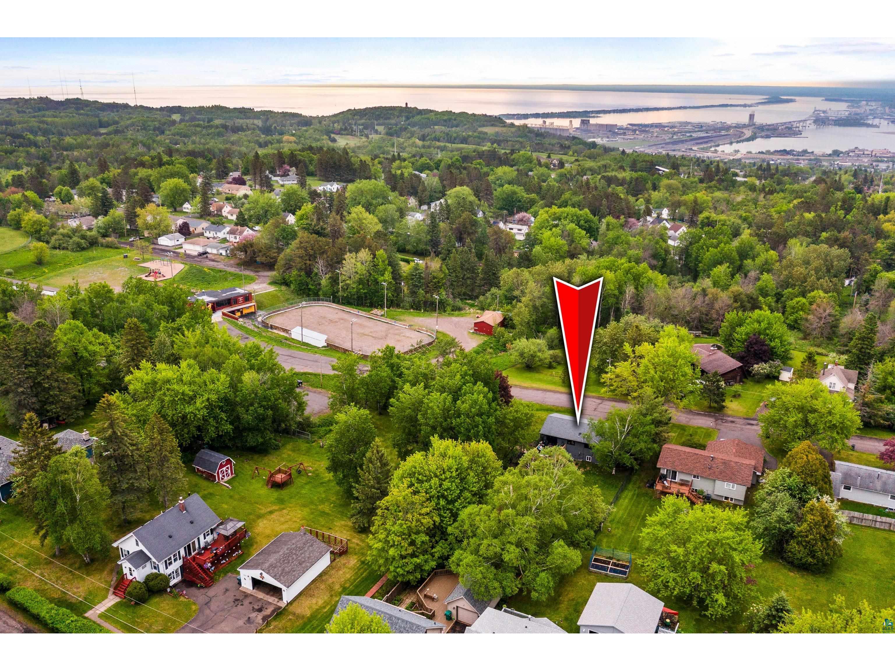 2401 W 23rd St Duluth MN 55811 6125880 image3