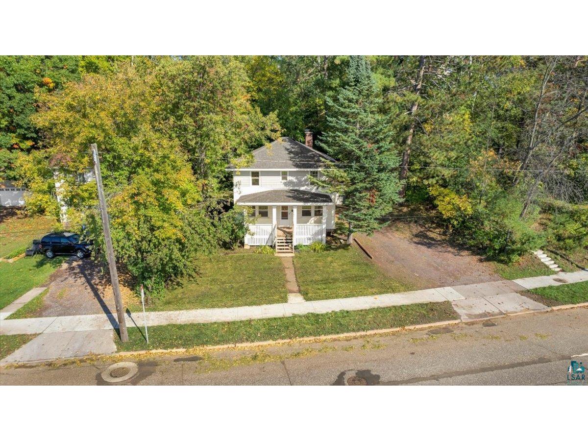 2402 Woodland Ave Duluth MN 55803 6110778 image1