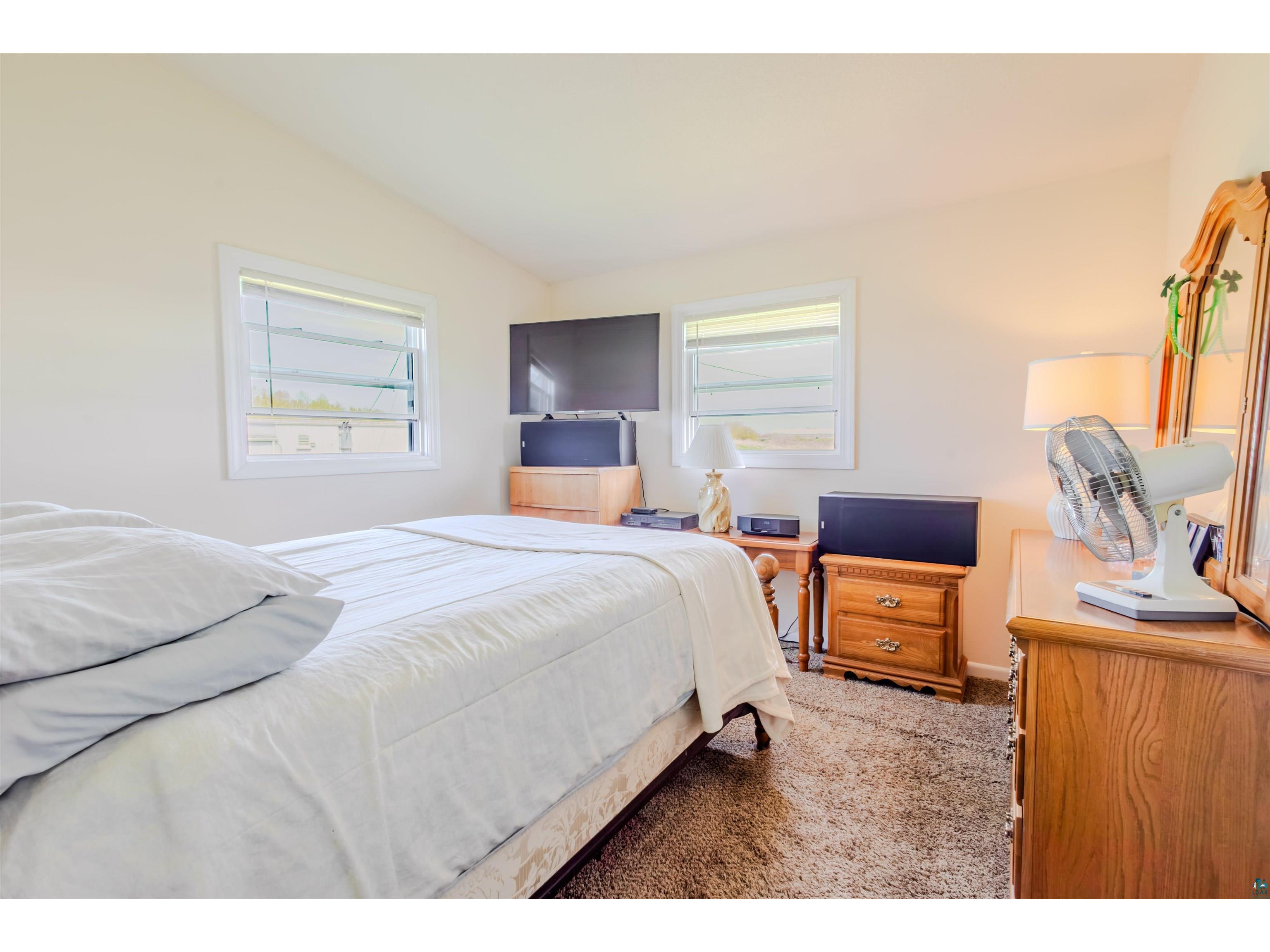 2406 Hill Ave Superior WI 54880 6125583 image16