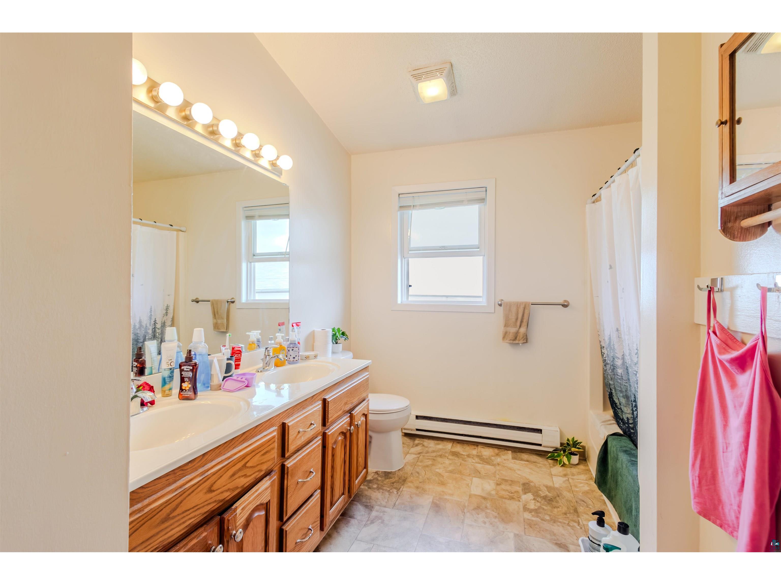 2406 Hill Ave Superior WI 54880 6125583 image23