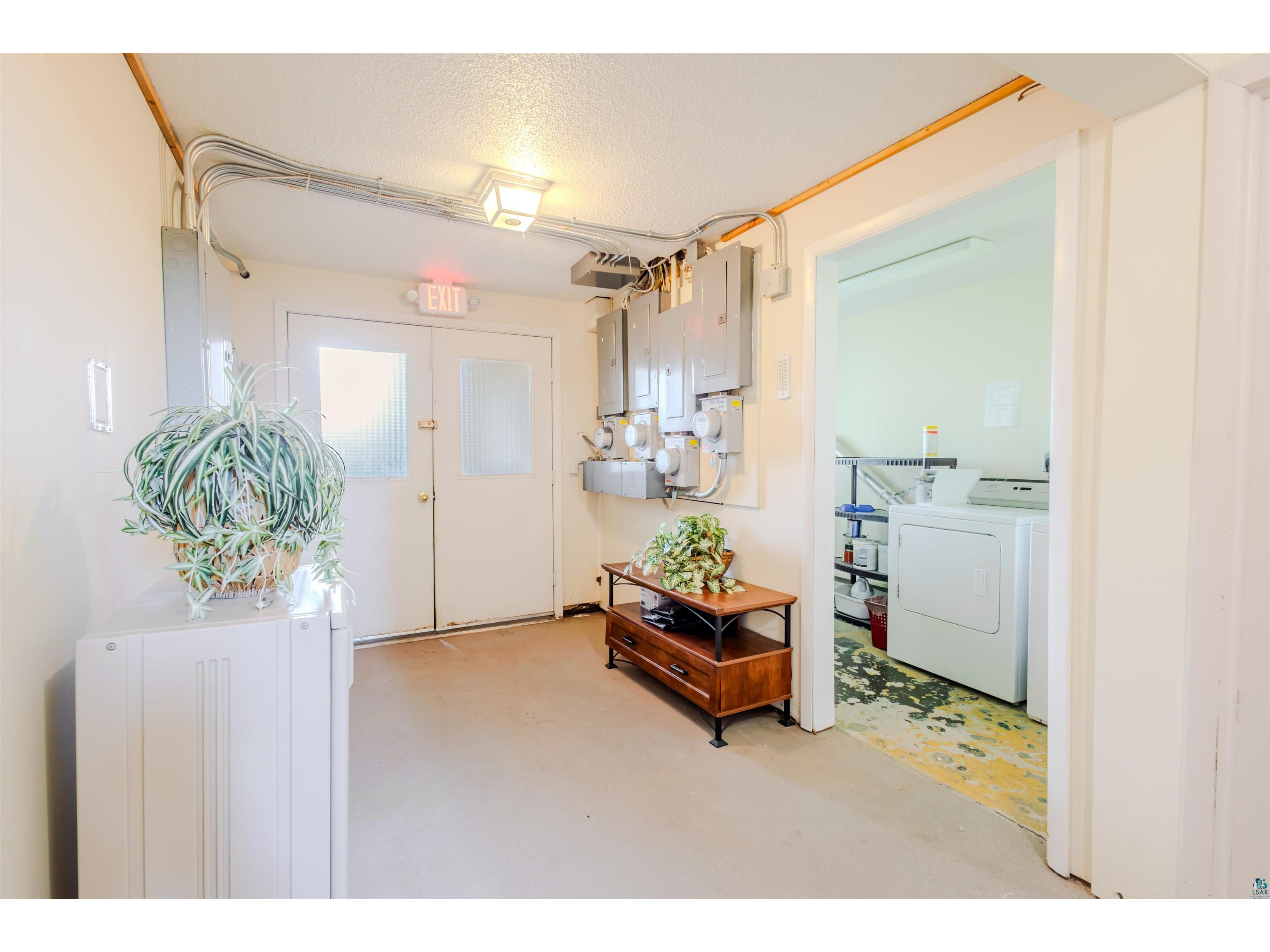 2406 Hill Ave Superior WI 54880 6125583 image3