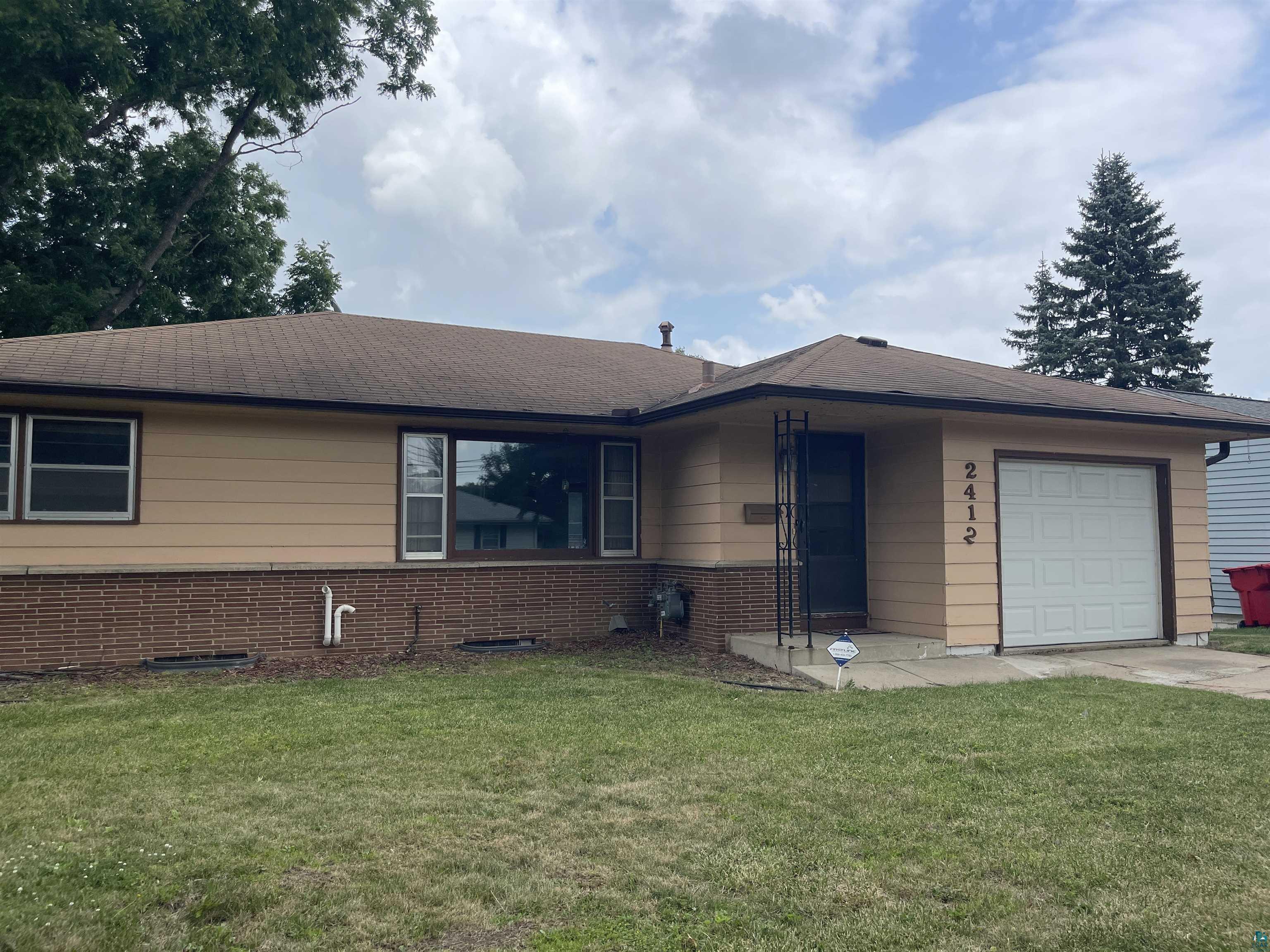 2412 NW 18th Ave Rochester MN 55901 6126458 image1
