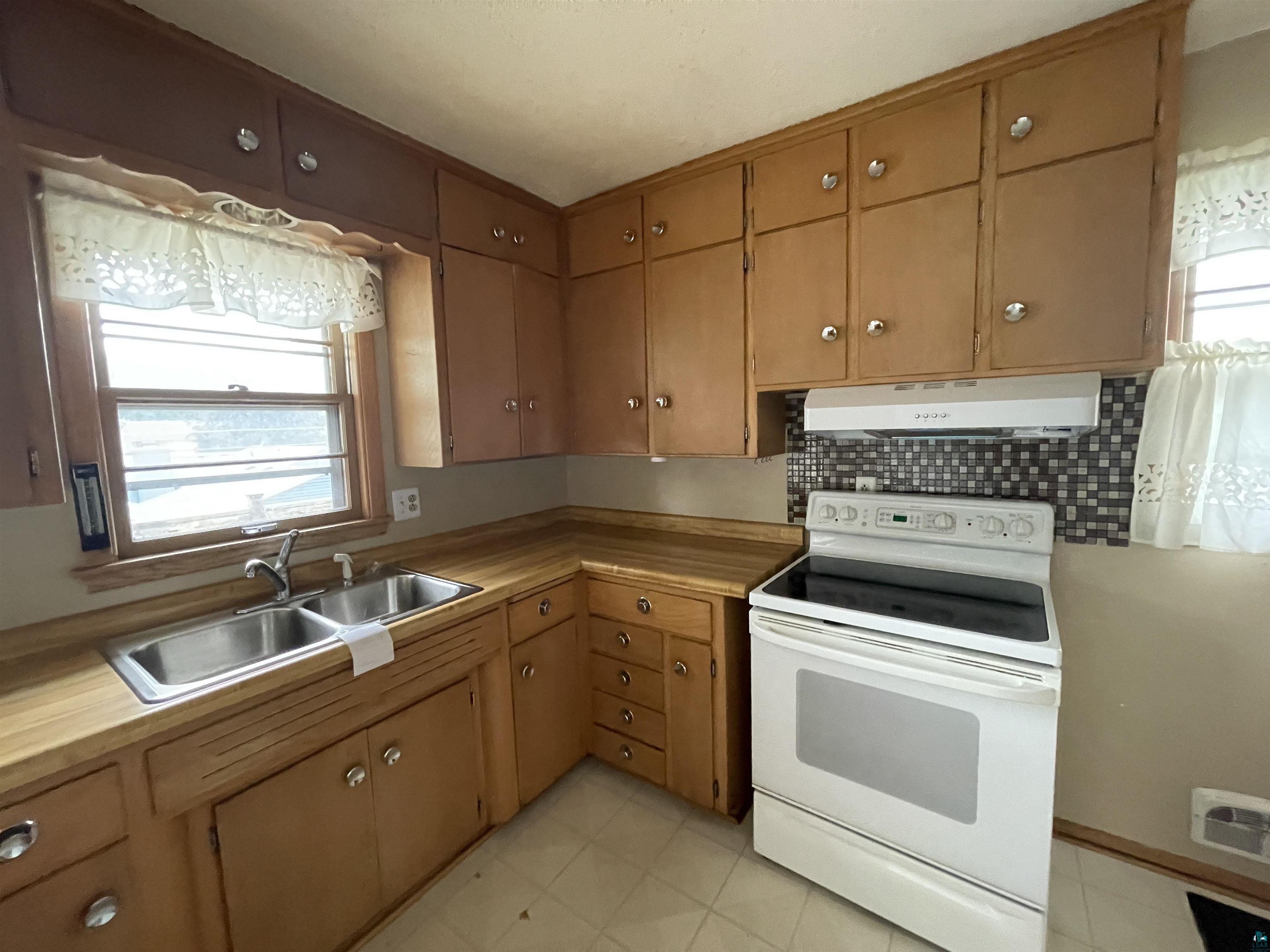 2412 NW 18th Ave Rochester MN 55901 6126458 image4