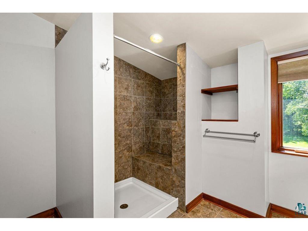 2417 Plymouth Ave Duluth MN 55811 6126785 image12