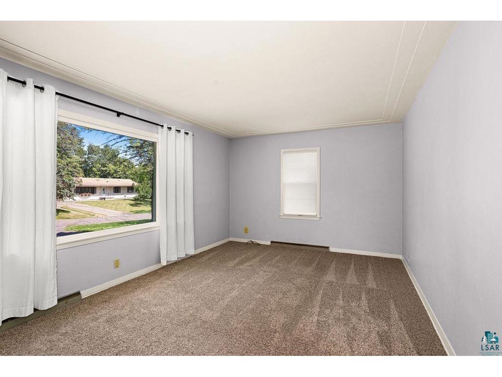 2417 Plymouth Ave Duluth MN 55811 6126785 image2