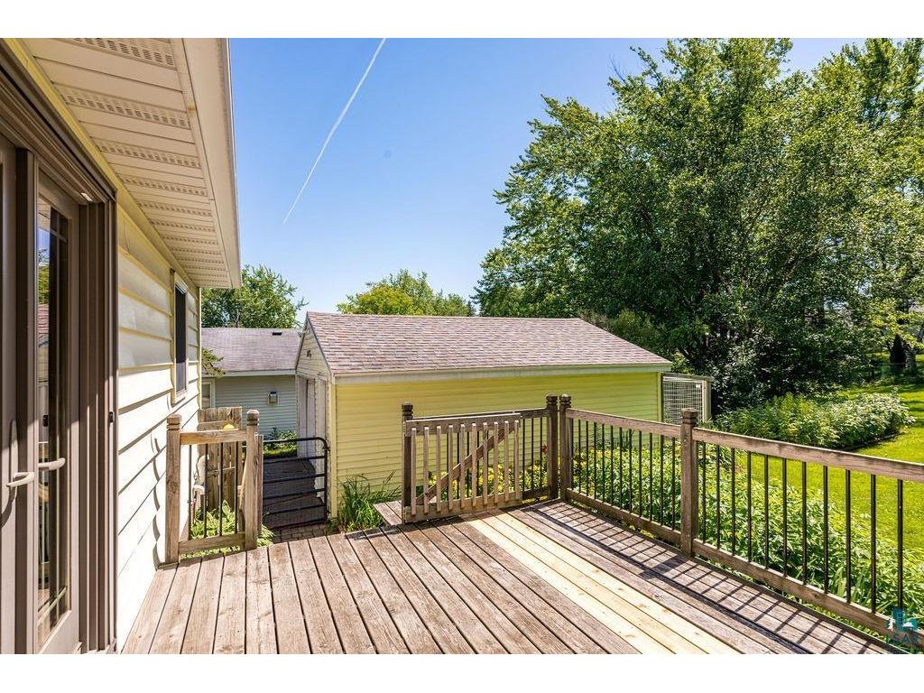 2417 Plymouth Ave Duluth MN 55811 6126785 image27