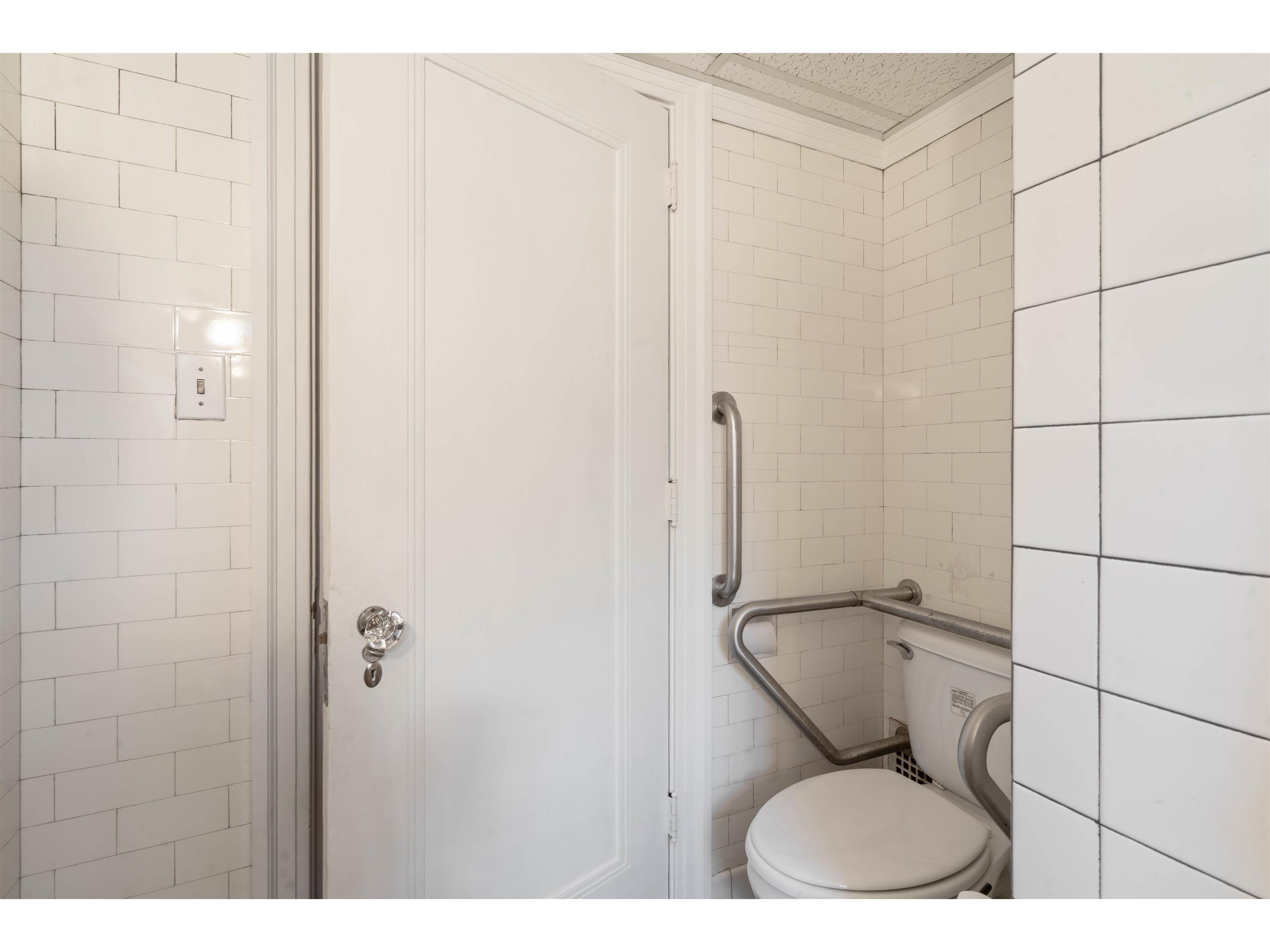 2418 E 4th St Duluth MN 55812 6122972 image34