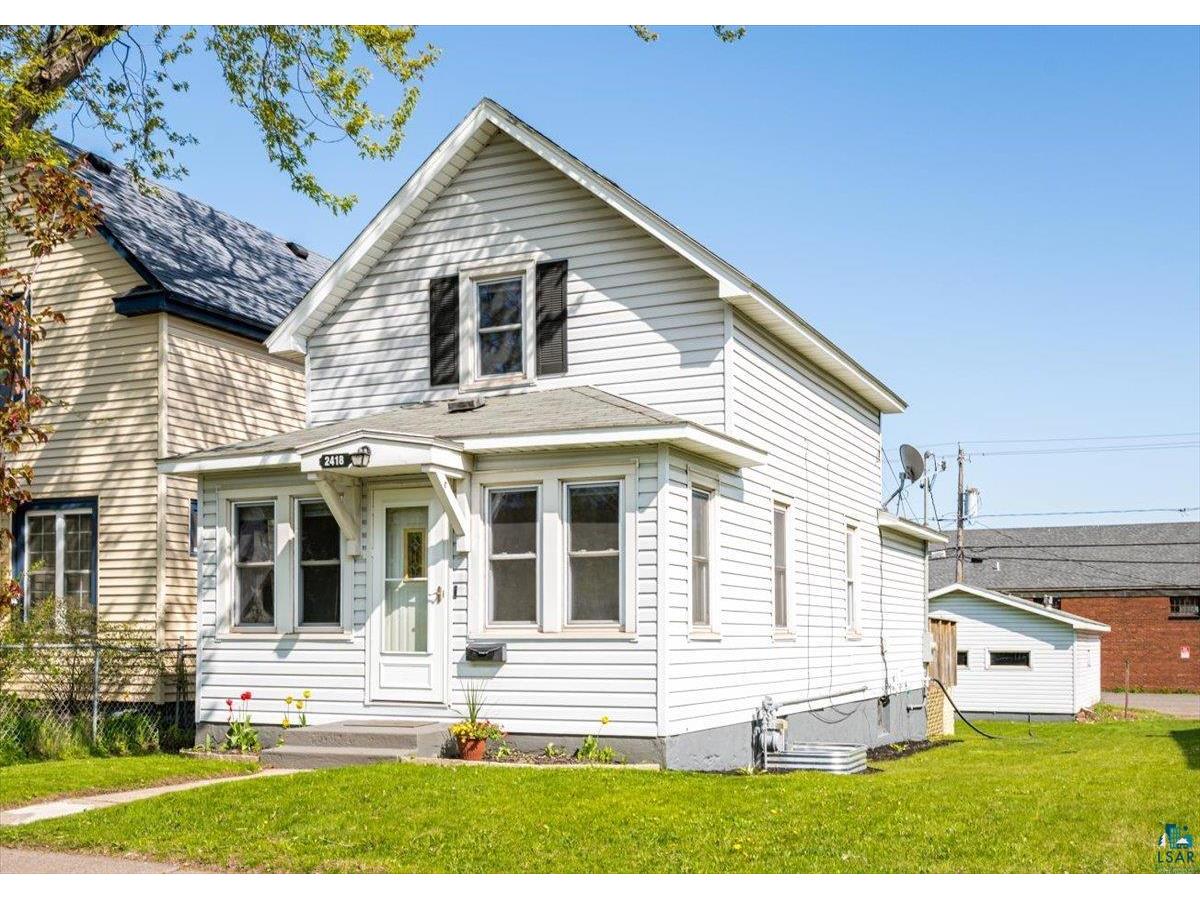 2418 W 2nd St Duluth MN 55806 6125624 image1