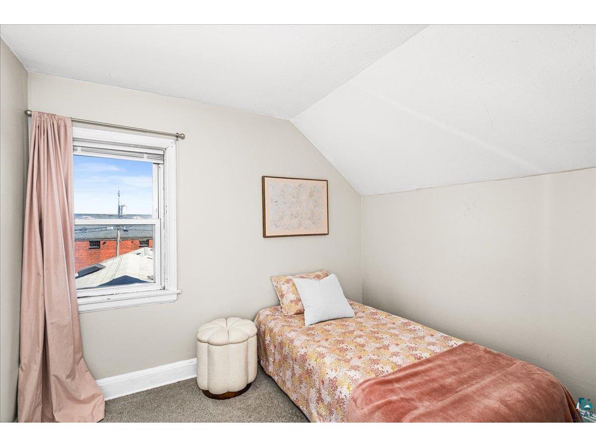 2418 W 2nd St Duluth MN 55806 6125624 image22