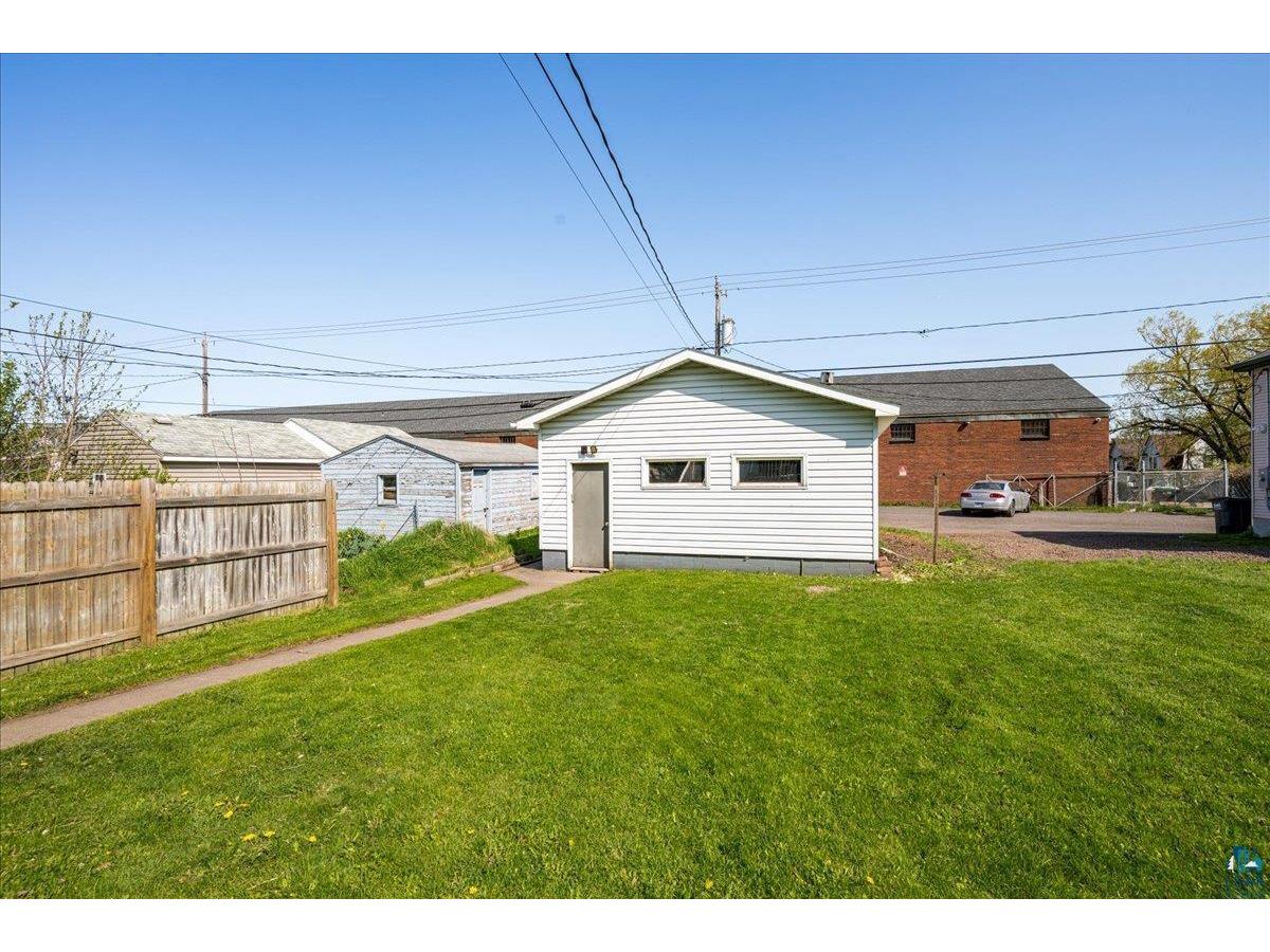2418 W 2nd St Duluth MN 55806 6125624 image28