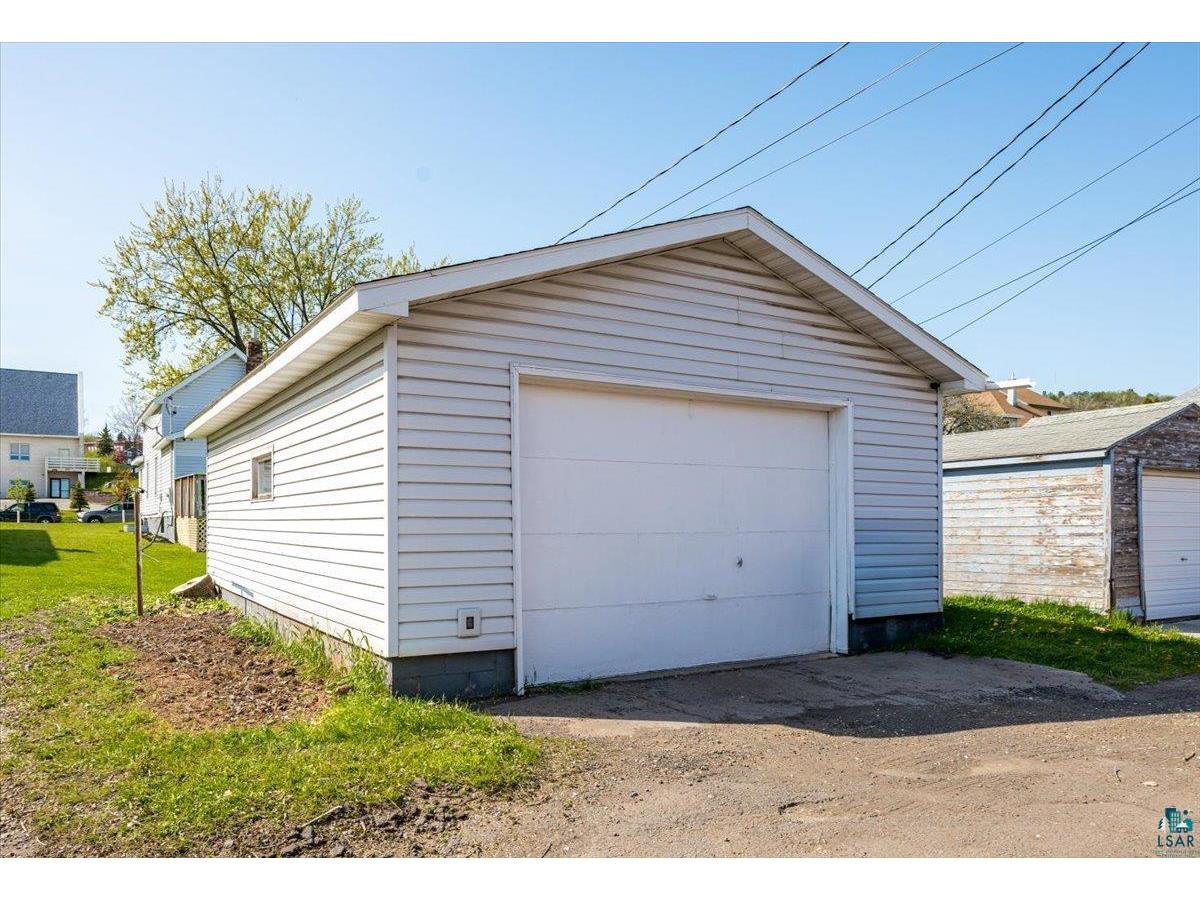 2418 W 2nd St Duluth MN 55806 6125624 image29