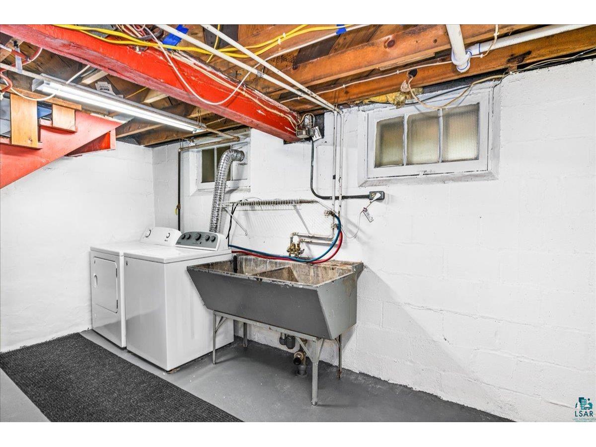 2418 W 2nd St Duluth MN 55806 6125624 image32