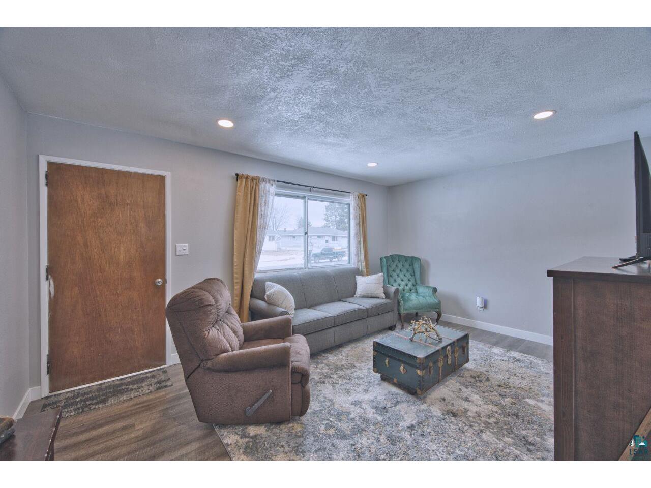 242 Hampshire Dr Hoyt Lakes MN 55750 6124430 image3