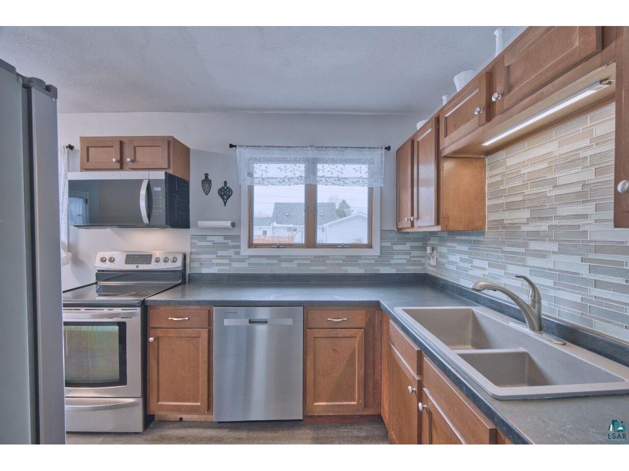 242 Hampshire Dr Hoyt Lakes MN 55750 6124430 image6