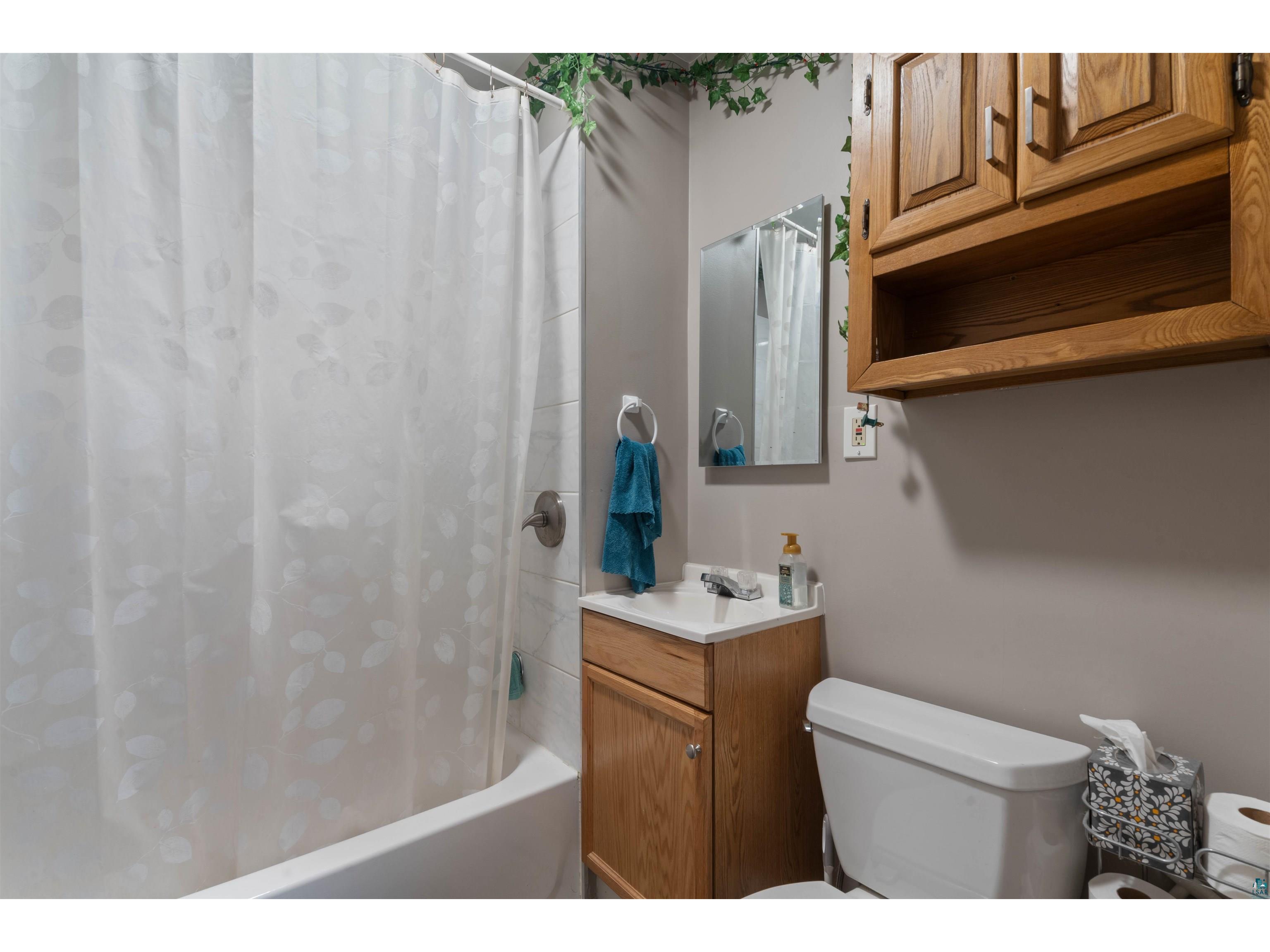 2424 W 2nd St Duluth MN 55806 6124084 image15