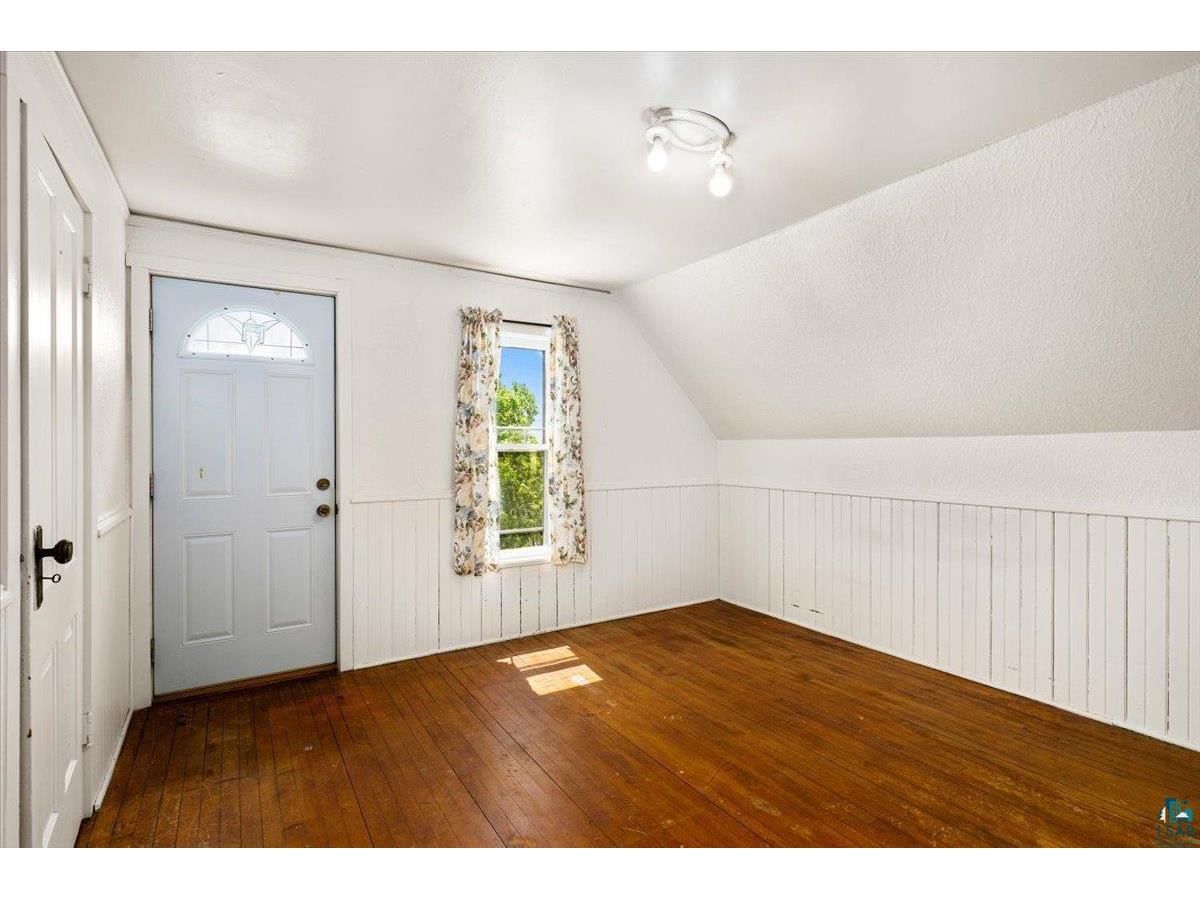 2424 W 7th St Duluth MN 55806 6126178 image22
