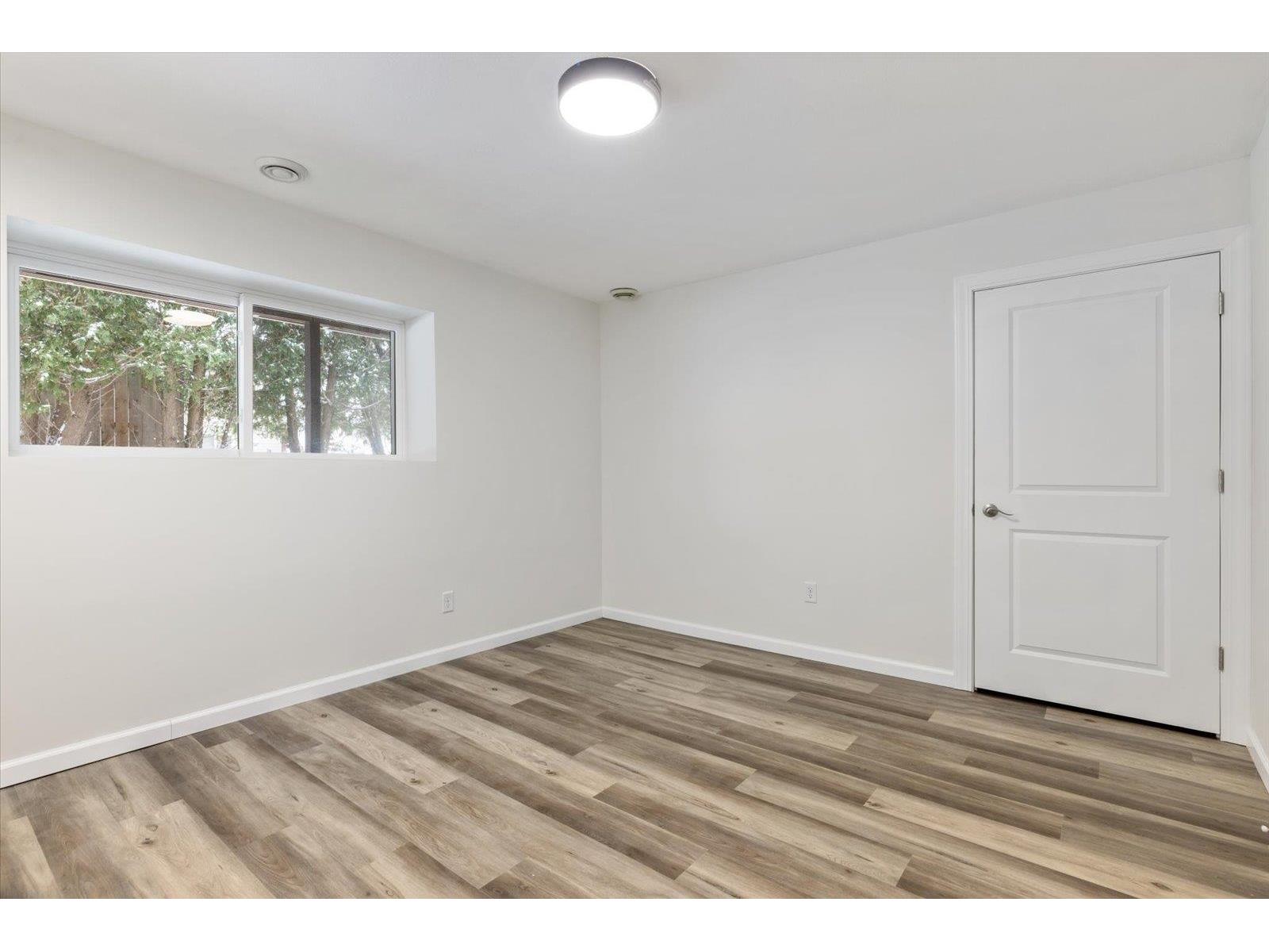 2430 Logan Ave Superior WI 54880 6121559 image40