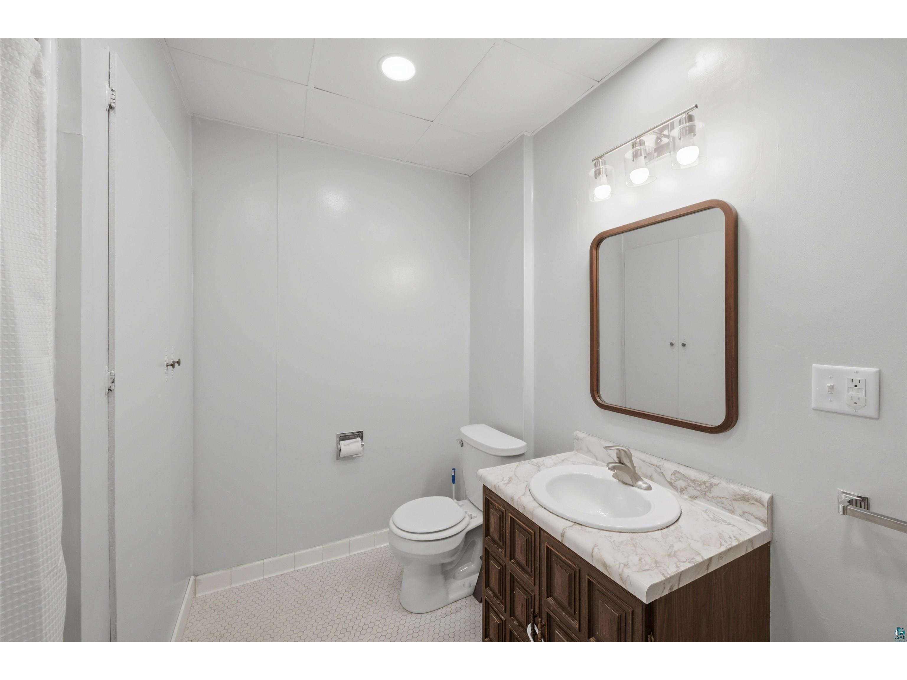 2430 Ogden Ave Superior WI 54880 6126184 image14