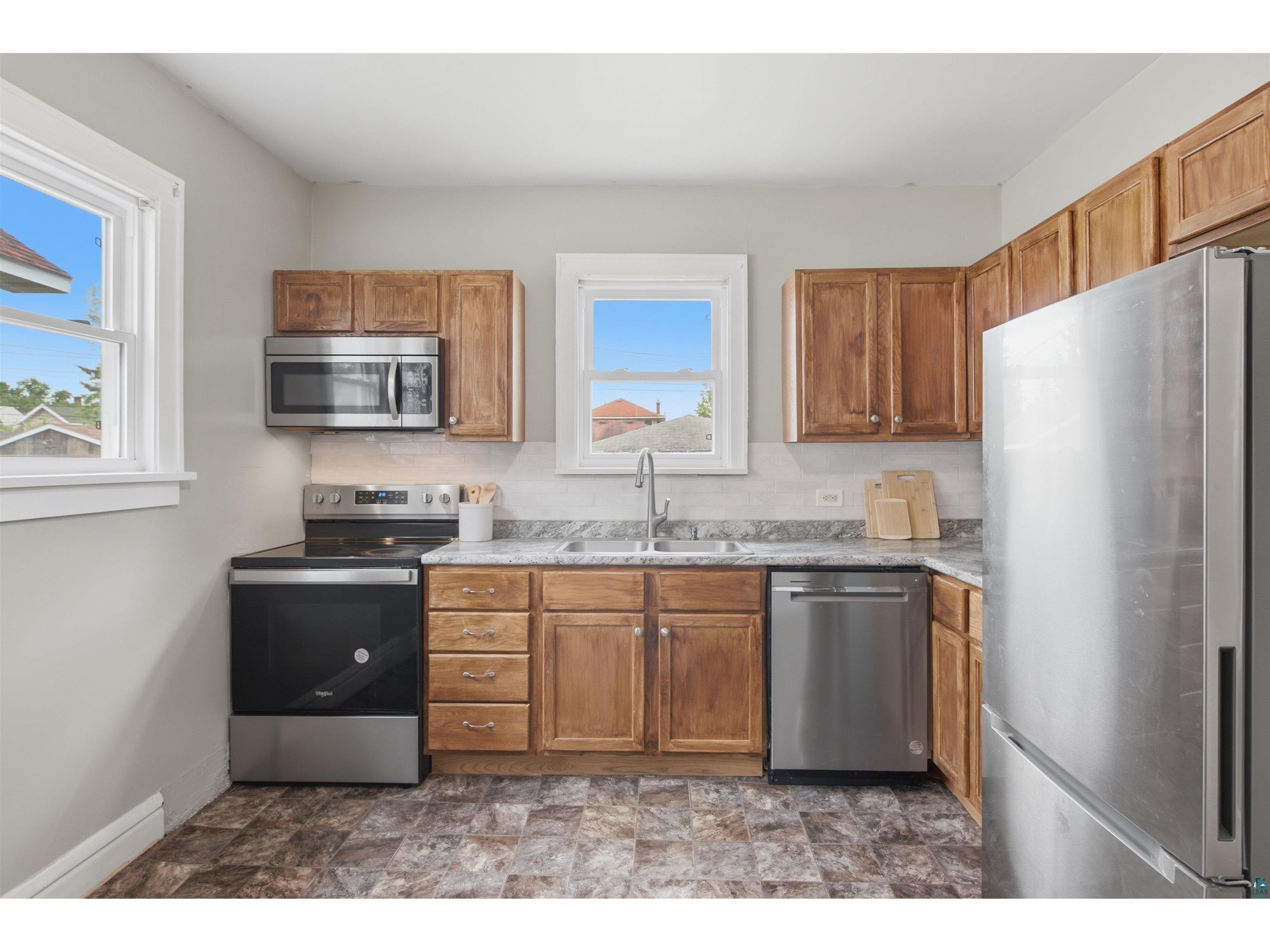 2430 Ogden Ave Superior WI 54880 6126184 image6