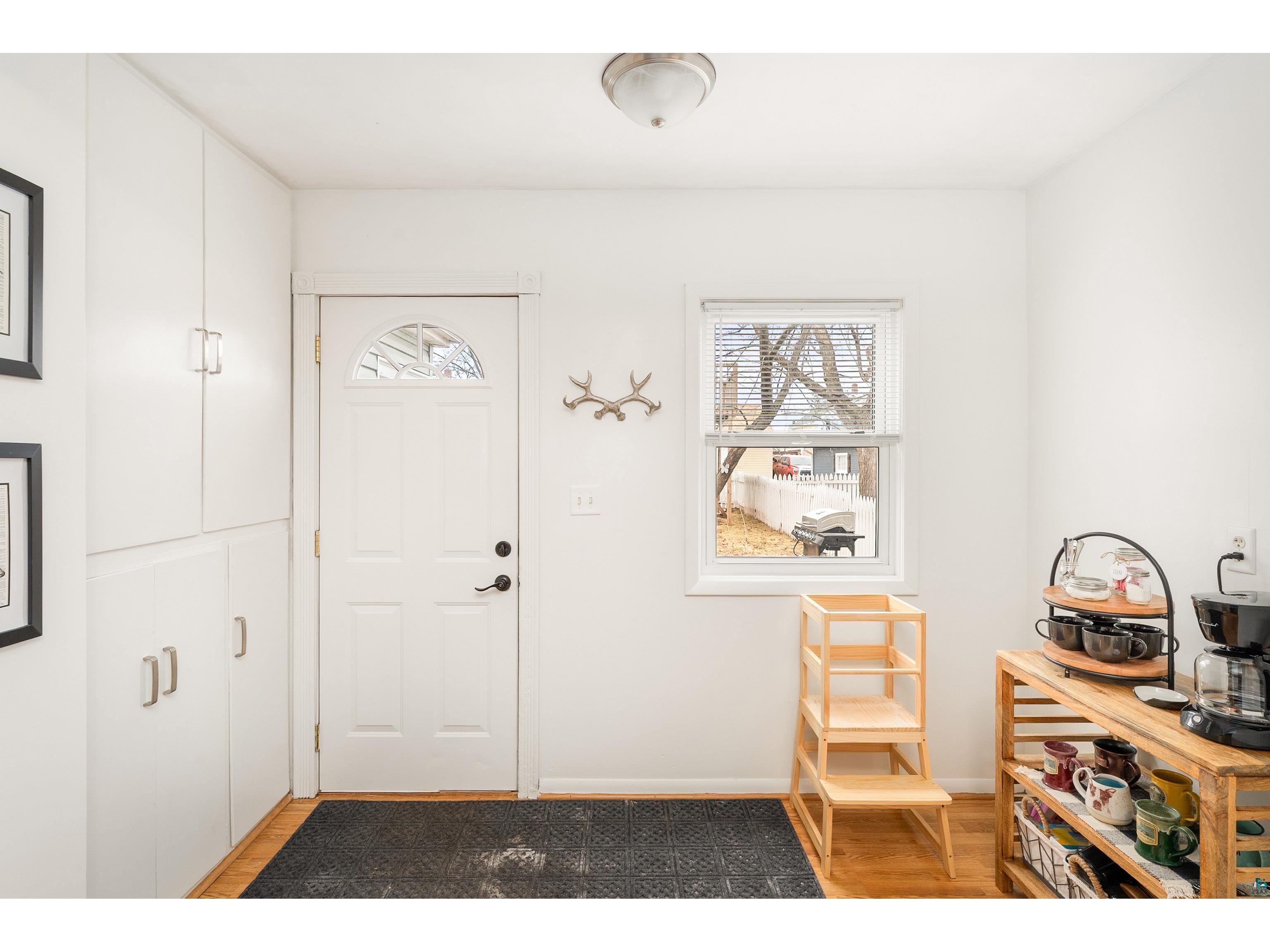2431 Hammond Ave Superior WI 54880 6124889 image16