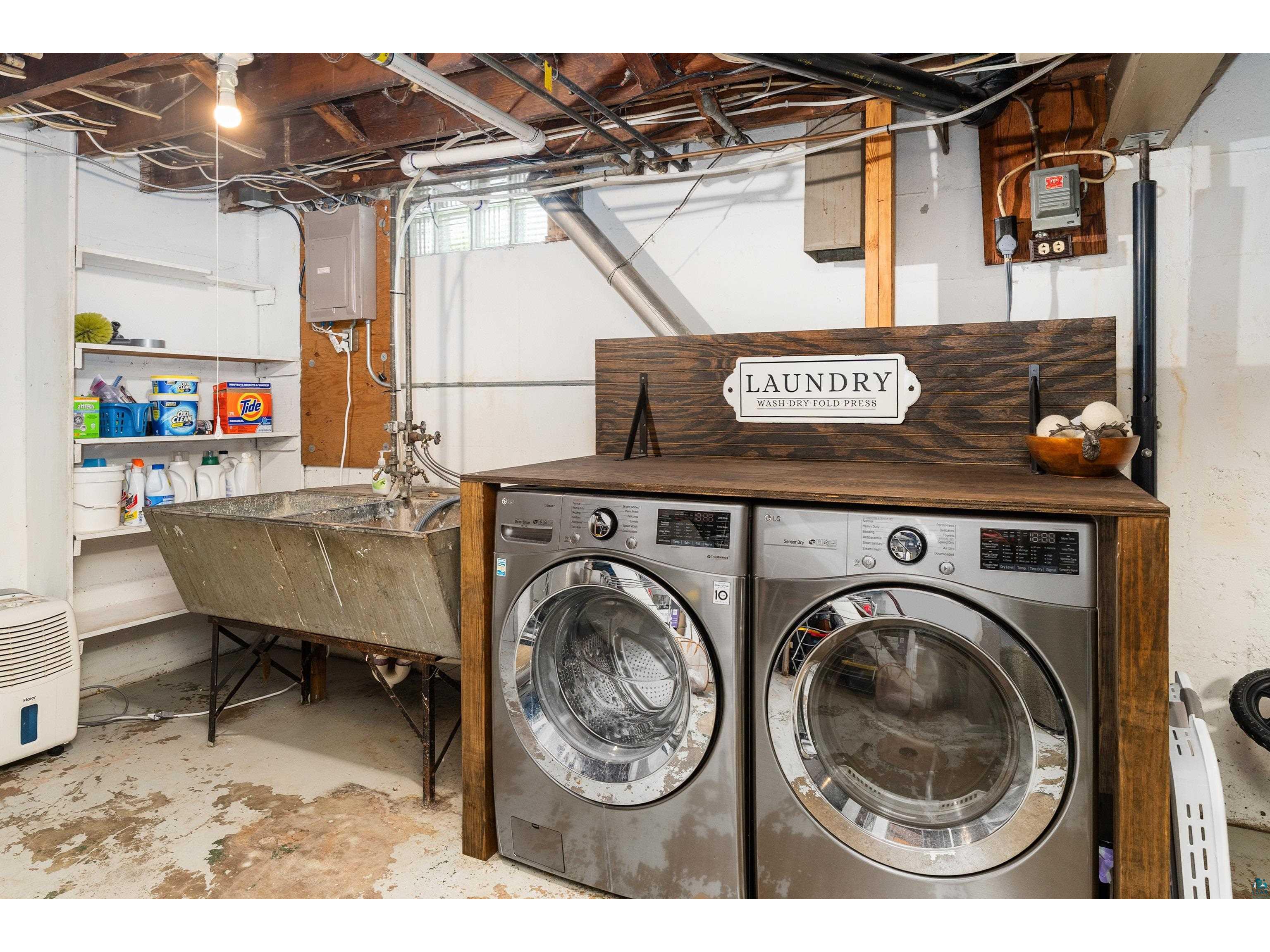 2431 Hammond Ave Superior WI 54880 6124889 image32
