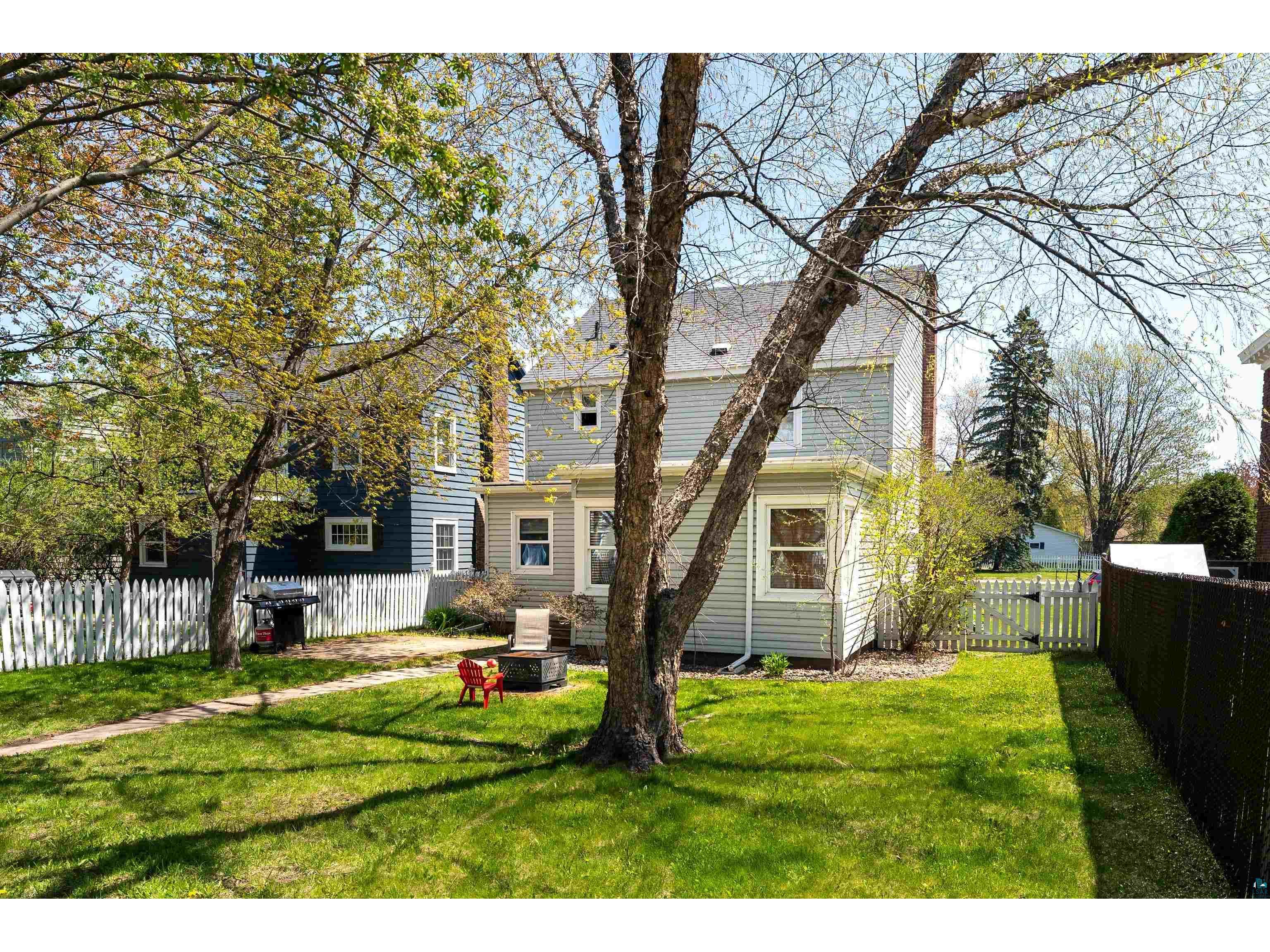 2431 Hammond Ave Superior WI 54880 6124889 image38