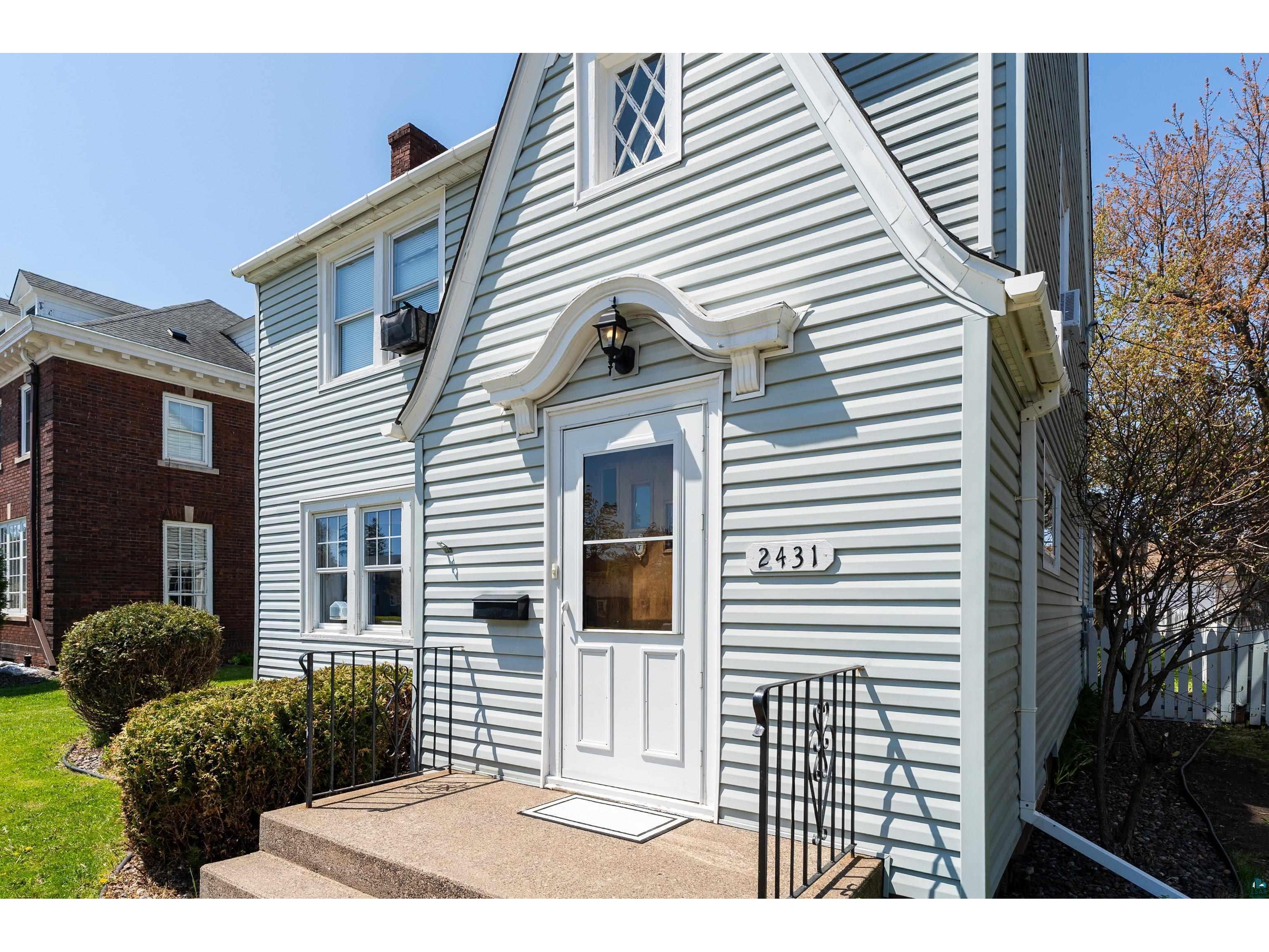 2431 Hammond Ave Superior WI 54880 6124889 image8