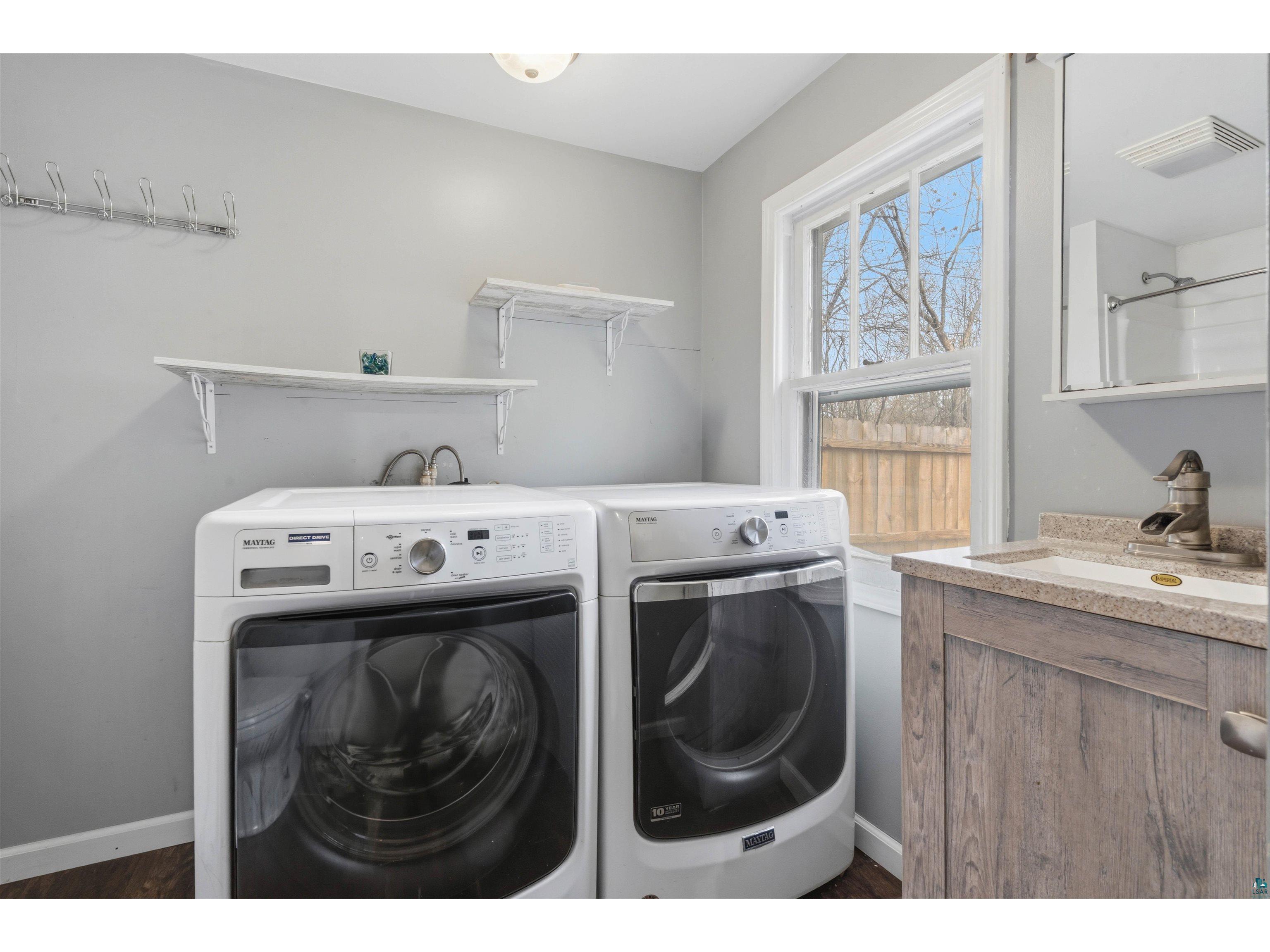 2436 Oakes Ave Superior WI 54880 6125820 image9