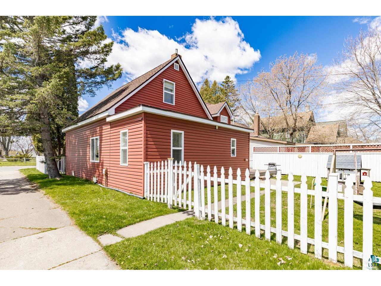 2440 Oakes Ave Superior WI 54880 6125228 image50