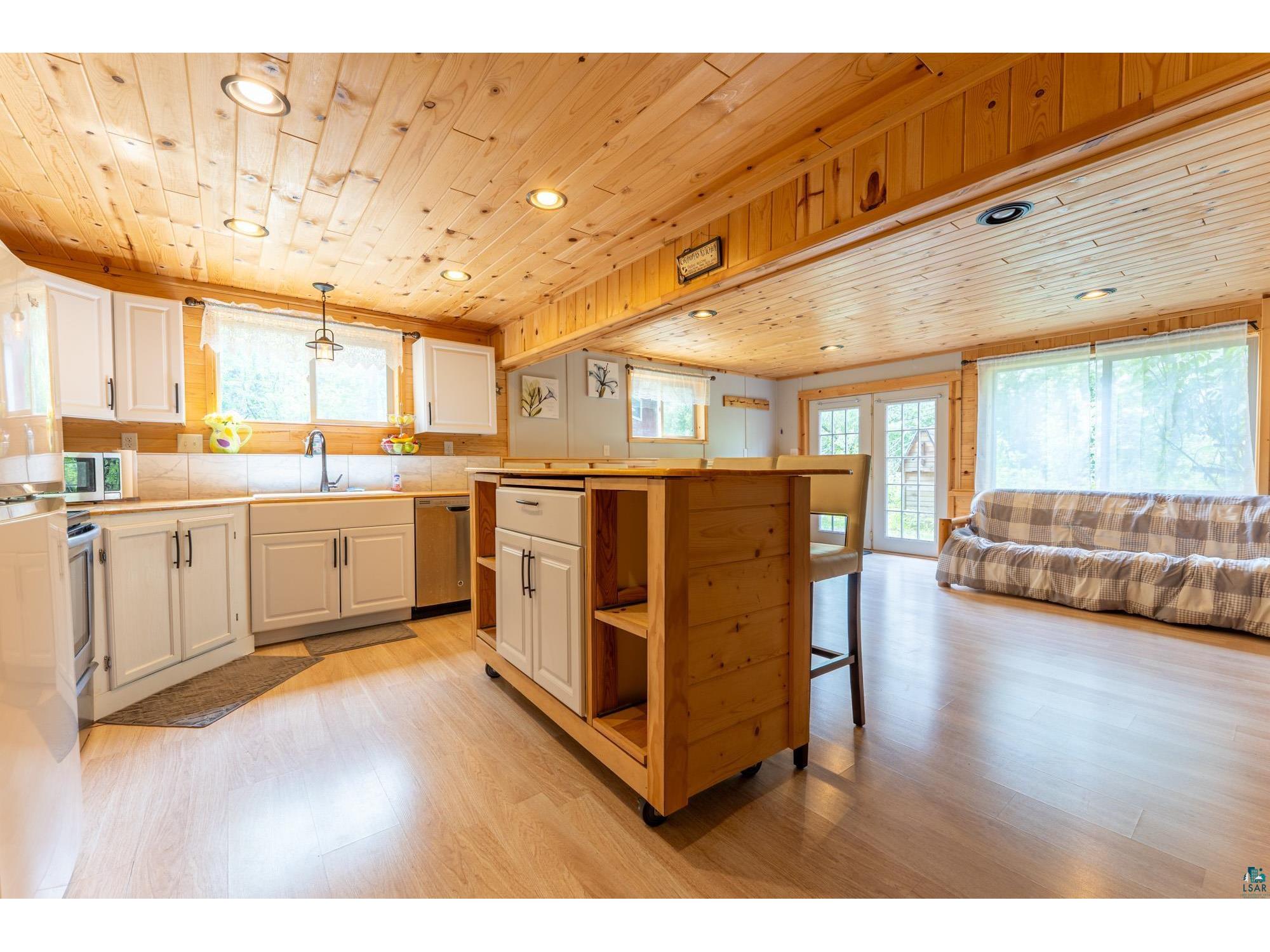 2445 Reed Rd Ely MN 55731 - Burntside Lake 6124998 image25