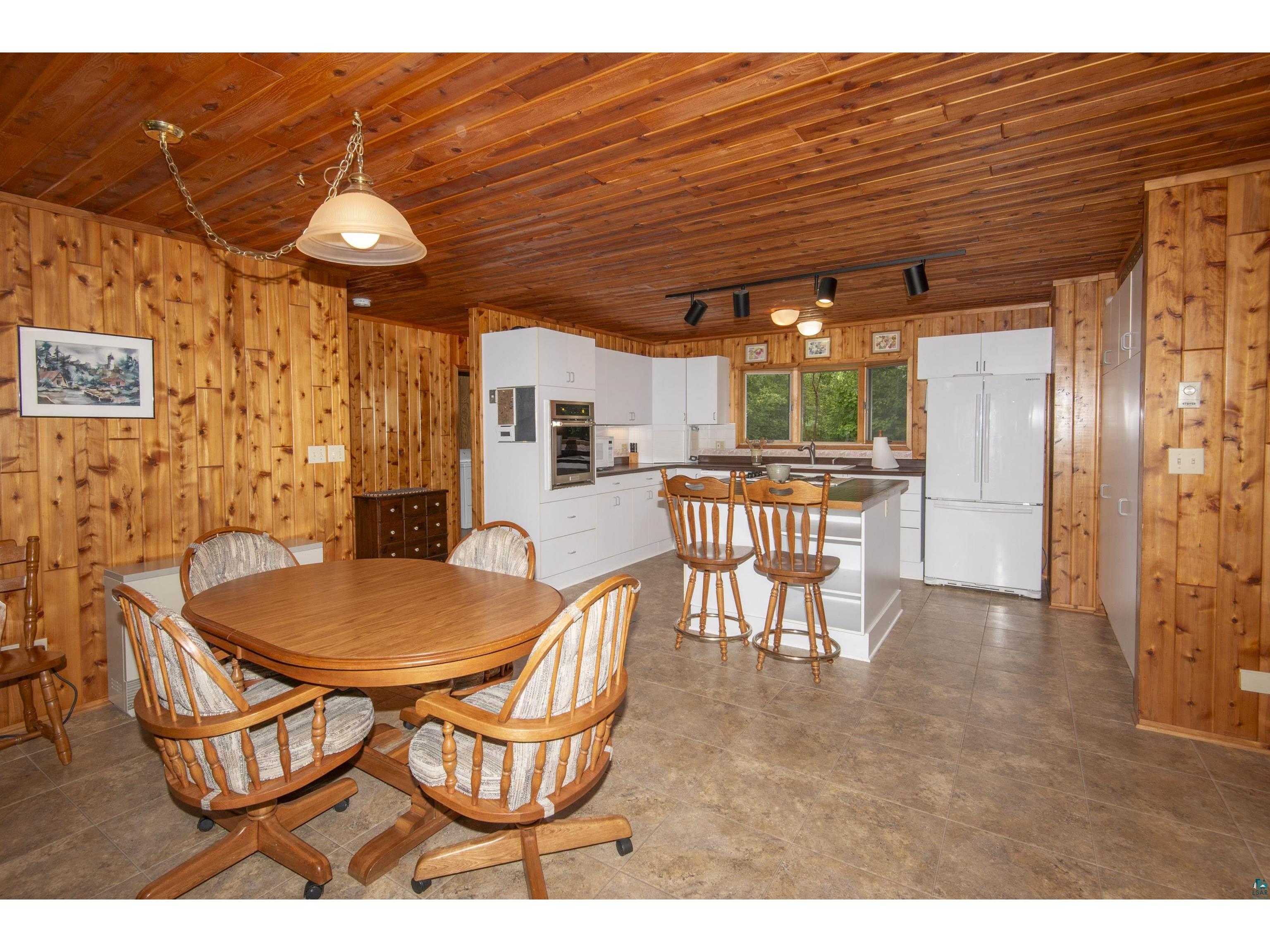 2457 Highway 61 E Grand Marais MN 55604 6126541 image23
