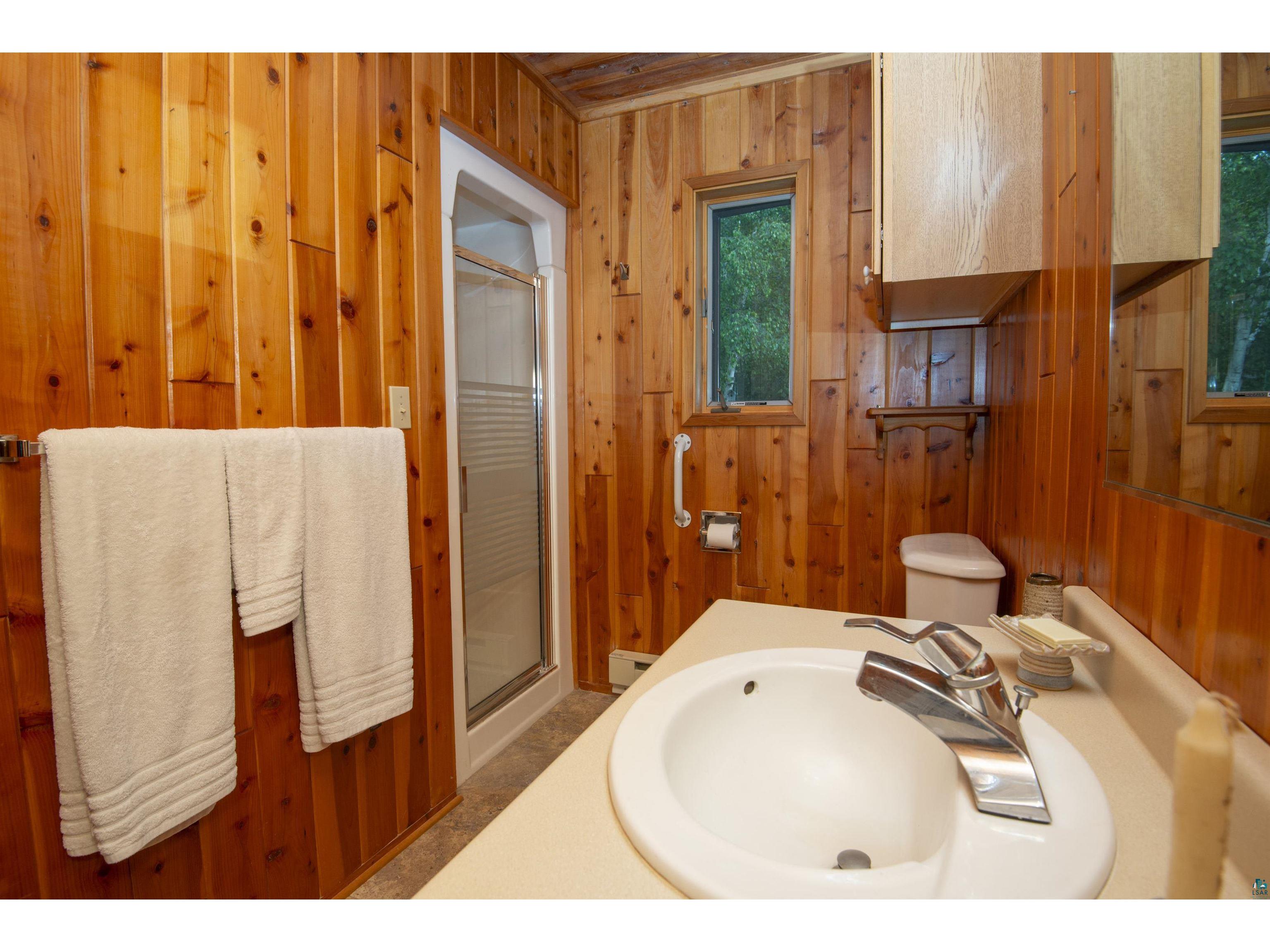 2457 Highway 61 E Grand Marais MN 55604 6126541 image28