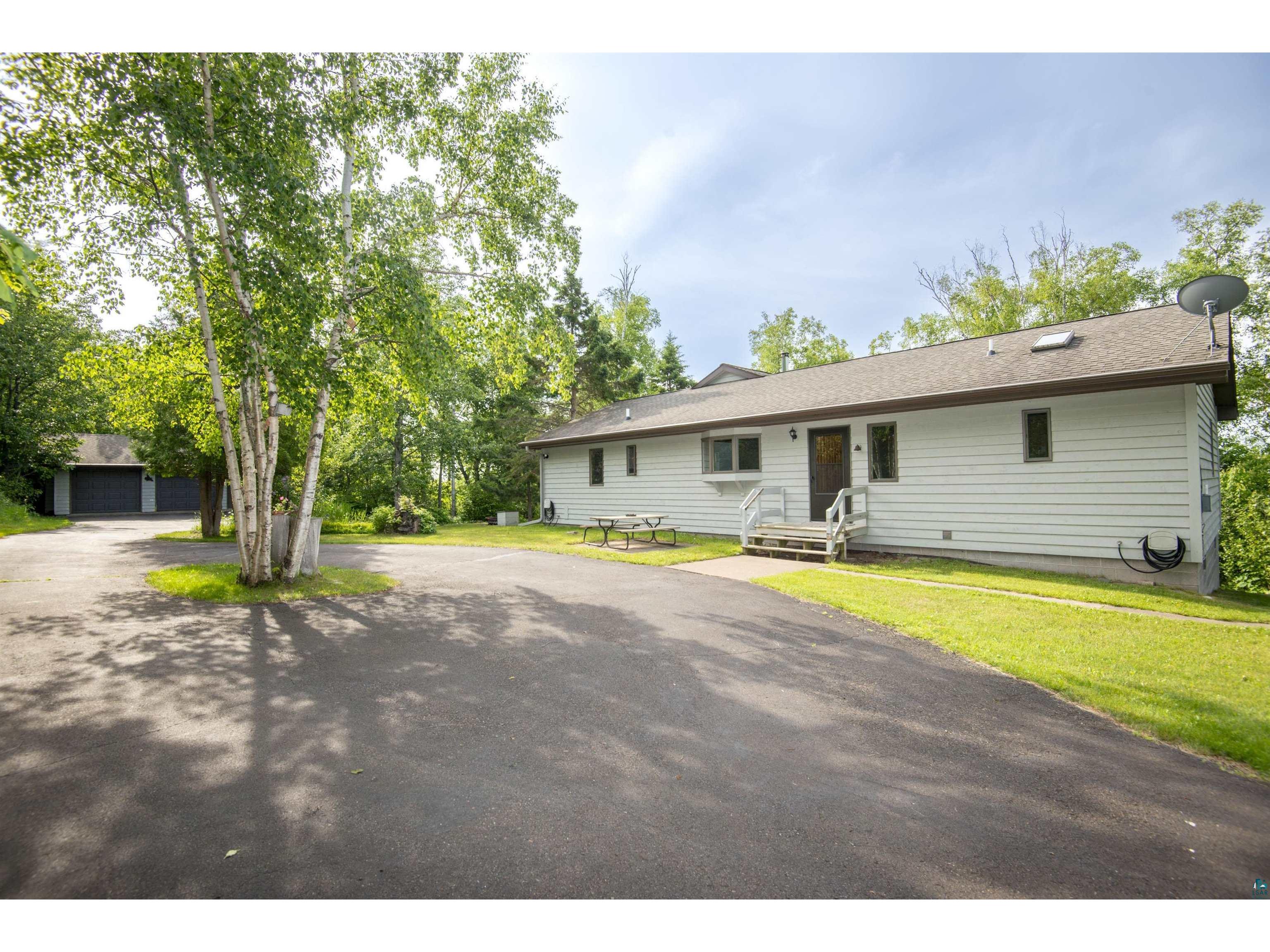2457 Highway 61 E Grand Marais MN 55604 6126541 image50