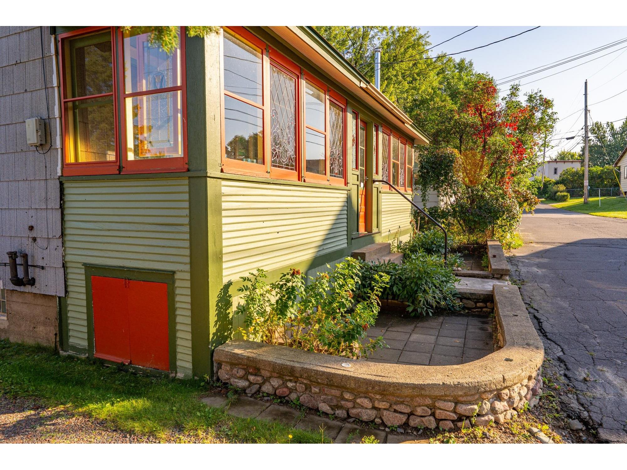 246 N 5th Ave E Ely MN 55731 6122000 image2