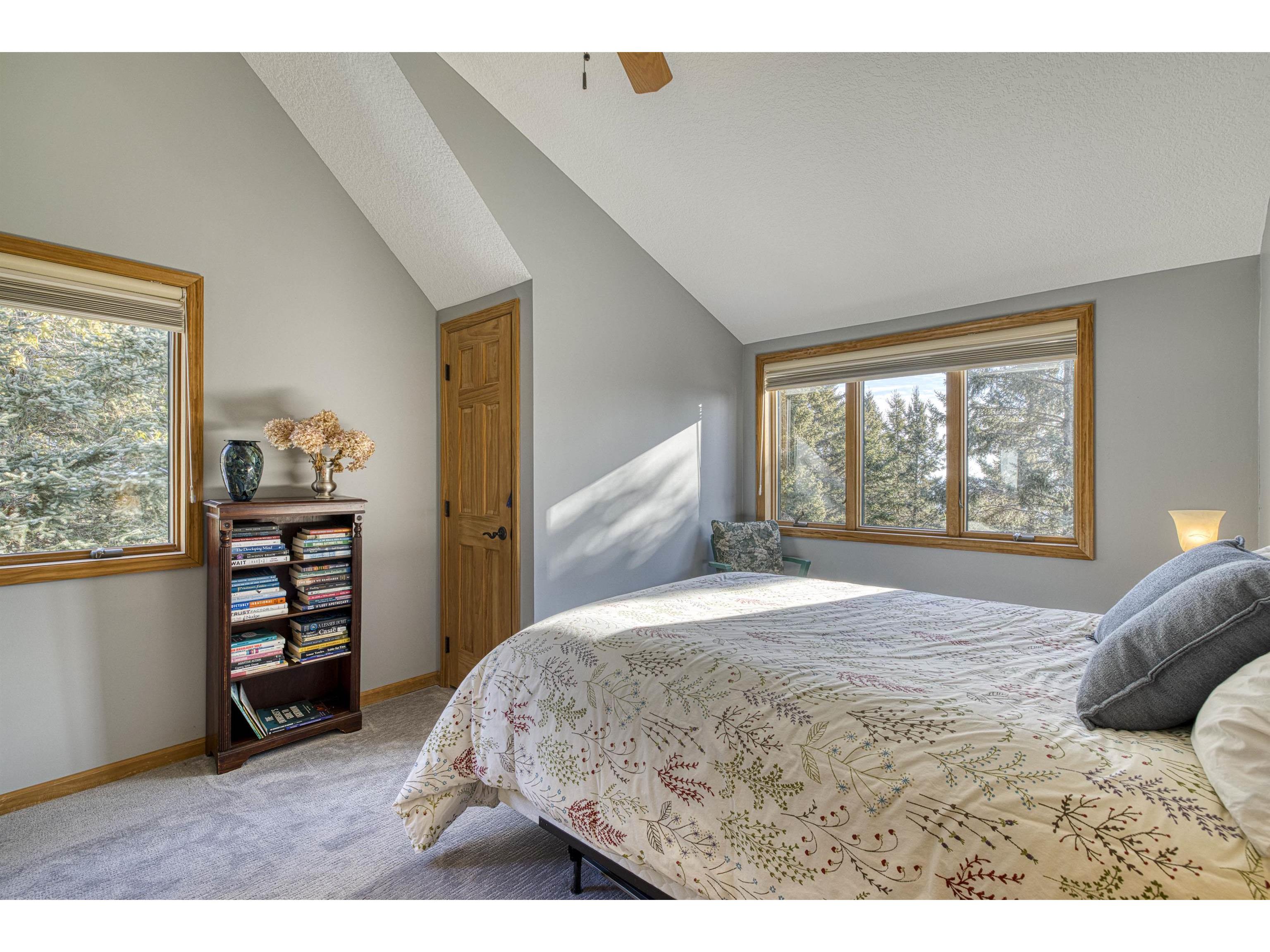 2472 Cliff View Cr Two Harbors MN 55616 - Lake Superior 6123564 image18