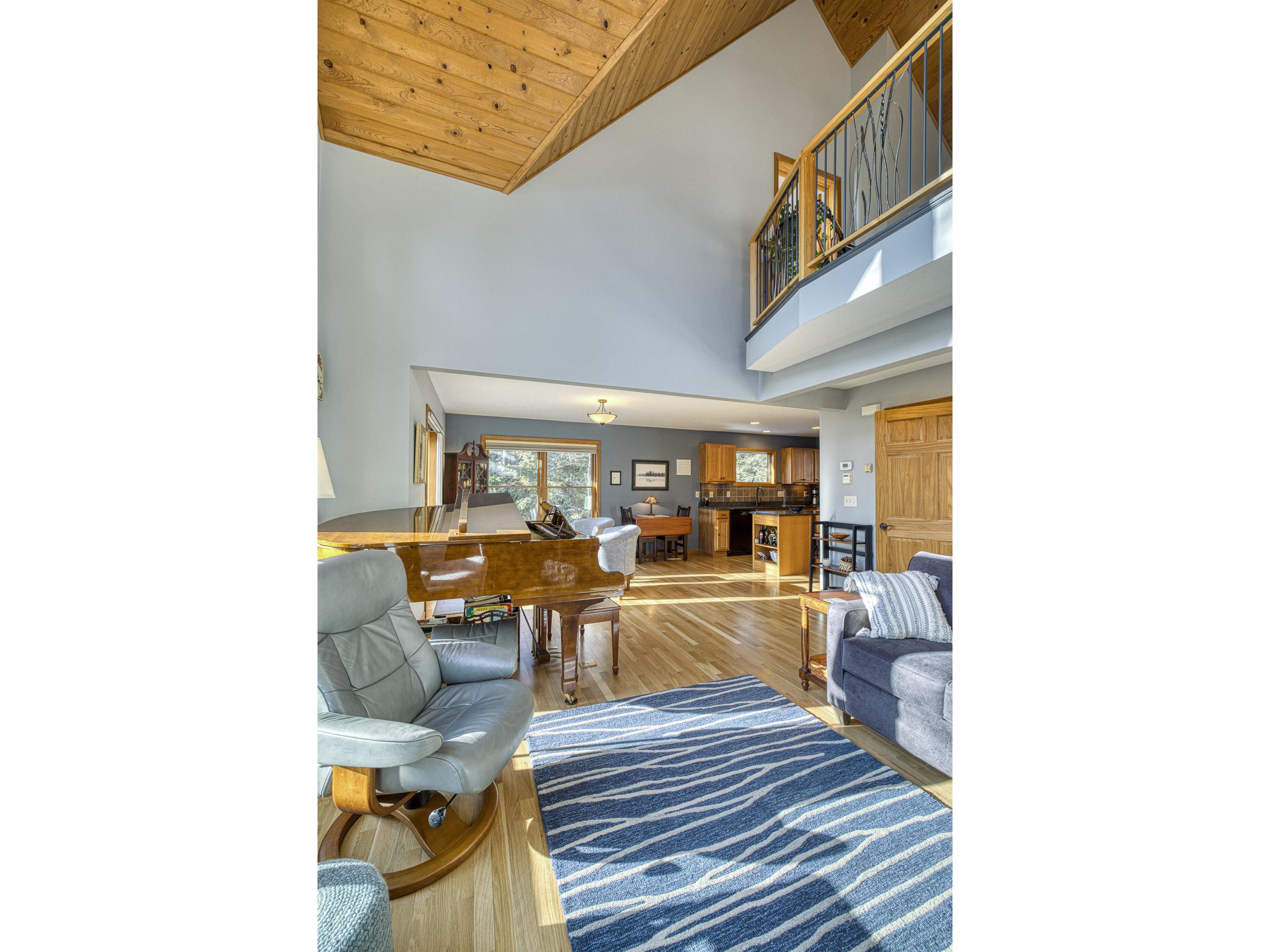 2472 Cliff View Cr Two Harbors MN 55616 - Lake Superior 6123564 image7