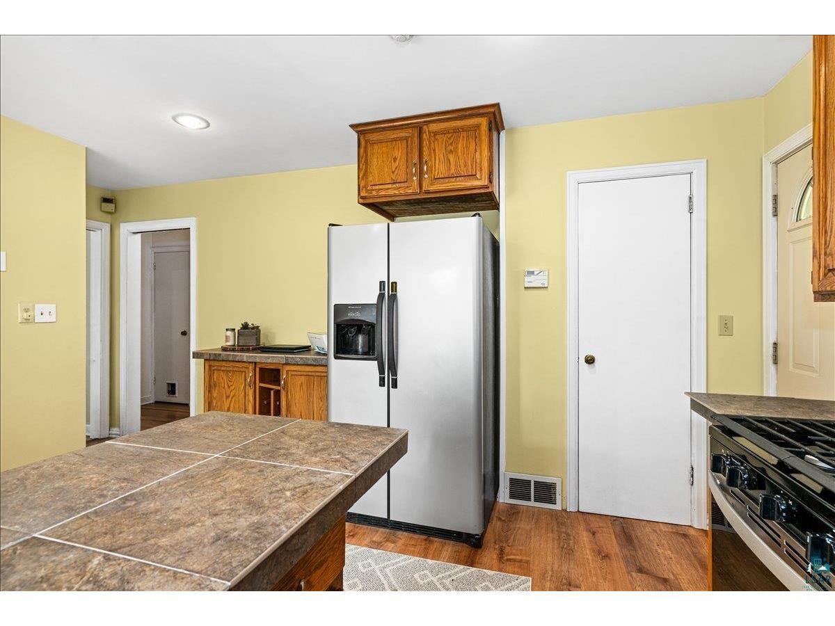 25 St. Paul Ave Duluth MN 55803 6126008 image6