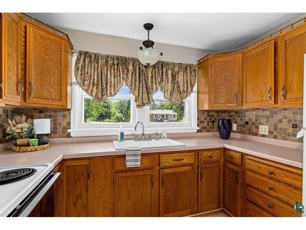 2502 Springvale Rd Duluth MN 55811 6126760 image13