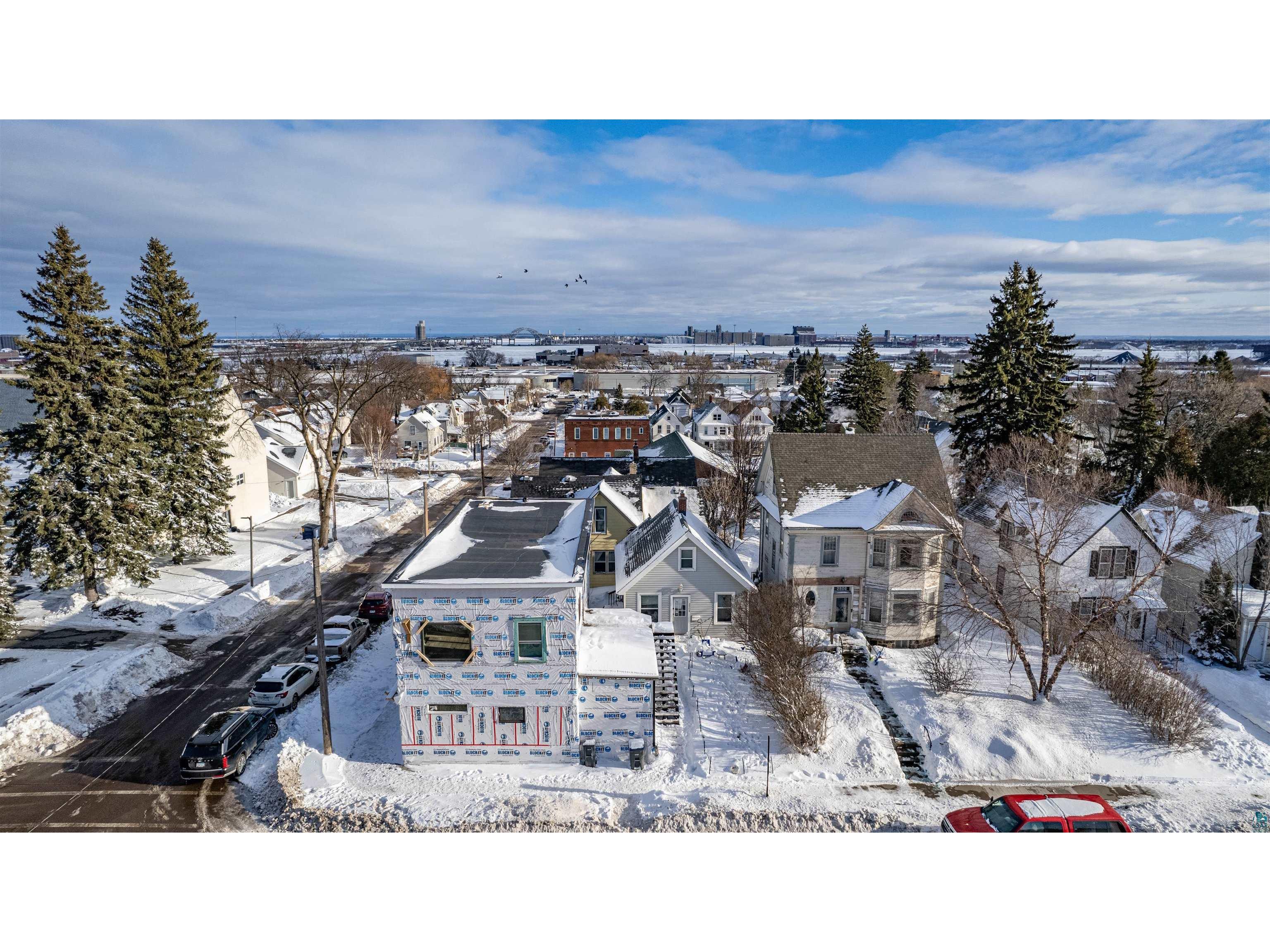 2502 W 3rd St Duluth MN 55806 6123758 image1