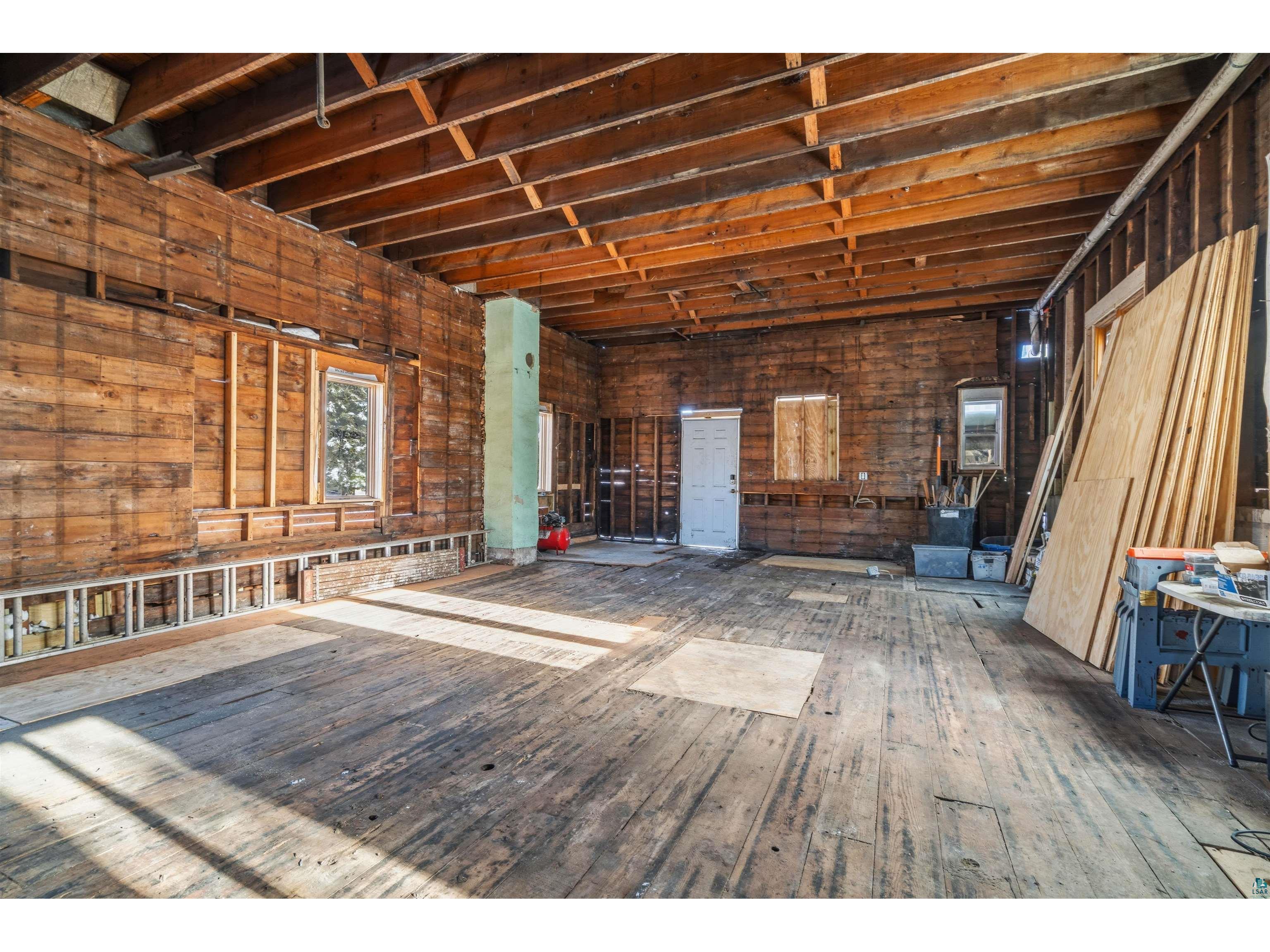 2502 W 3rd St Duluth MN 55806 6123758 image13