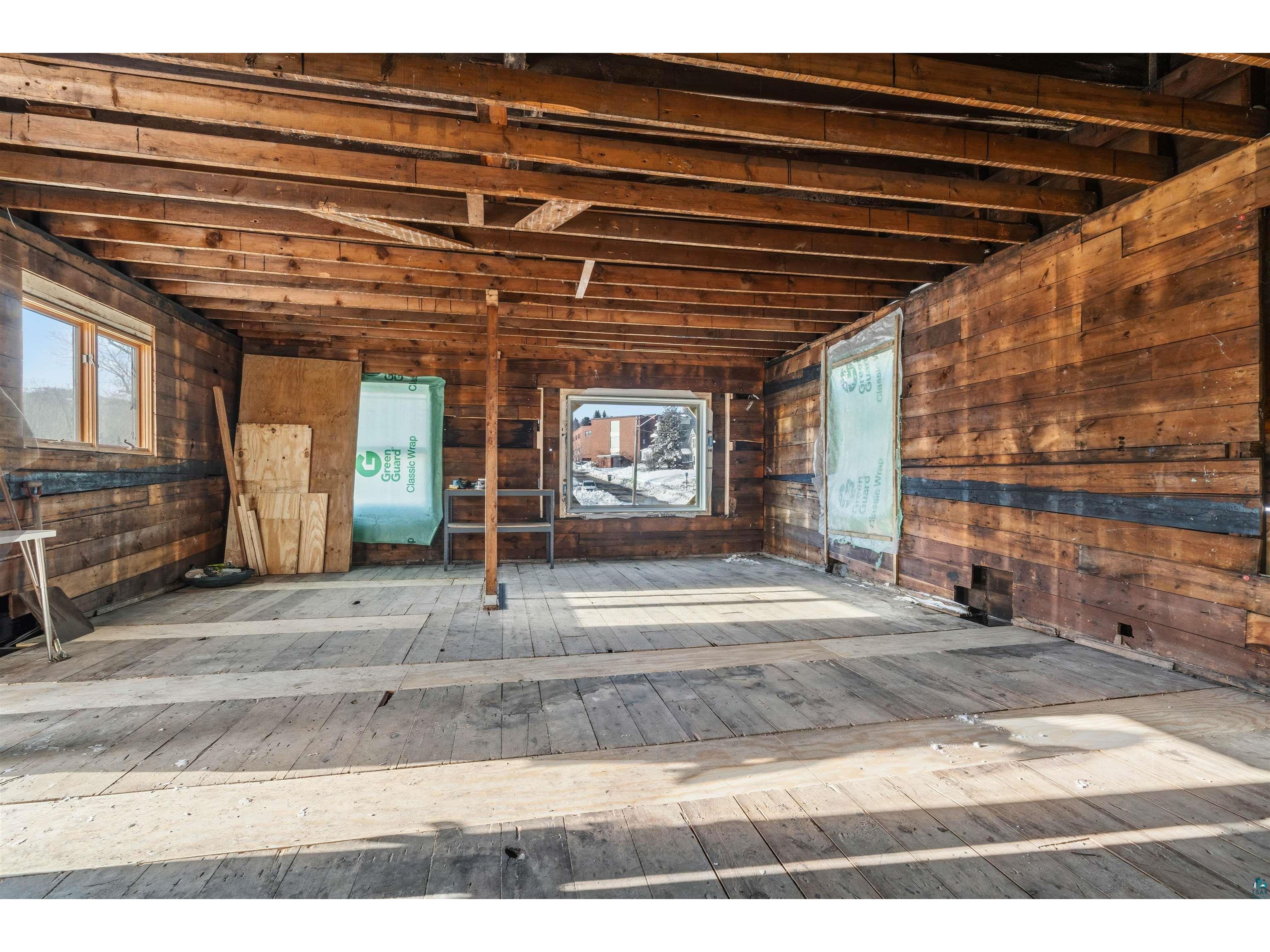 2502 W 3rd St Duluth MN 55806 6123758 image17