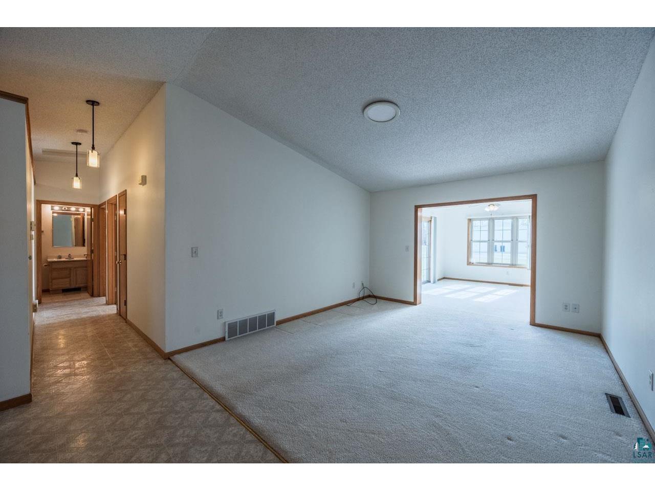 2506 E 21st Ave Hibbing MN 55746 6125163 image14