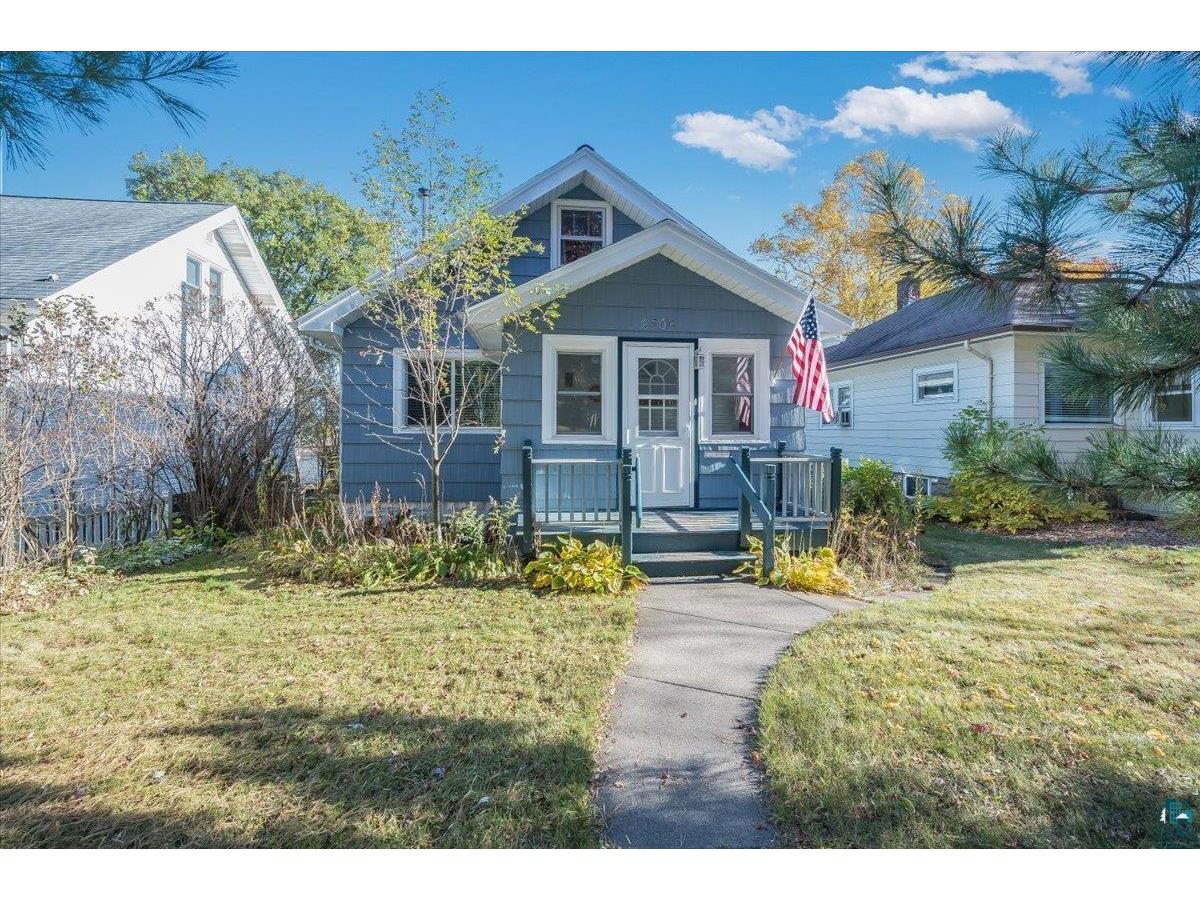 2506 W 15th St Duluth MN 55806 6116619 image1
