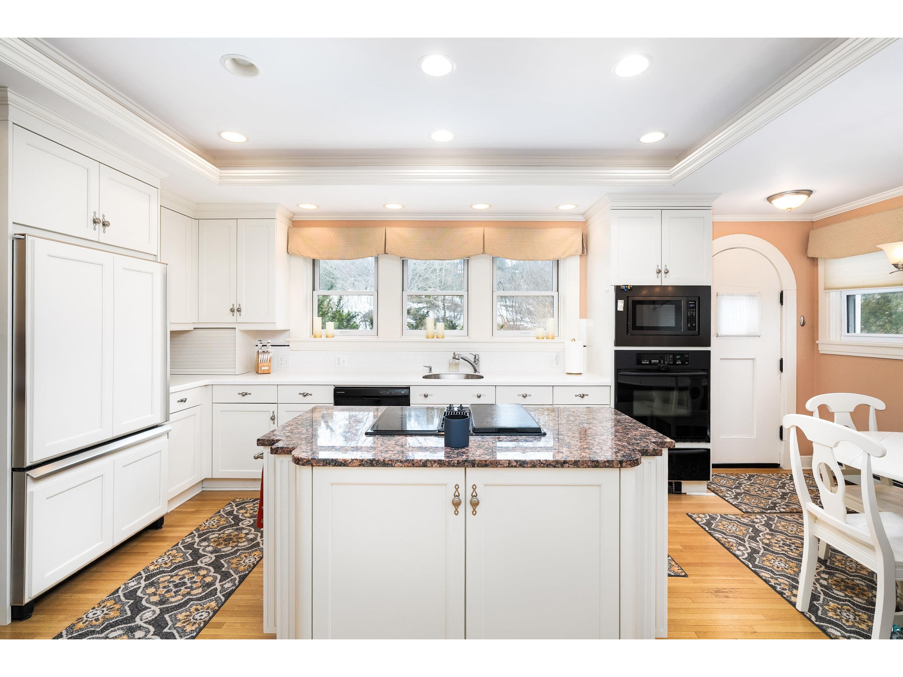 2514 E Superior St Duluth MN 55812 6123966 image25