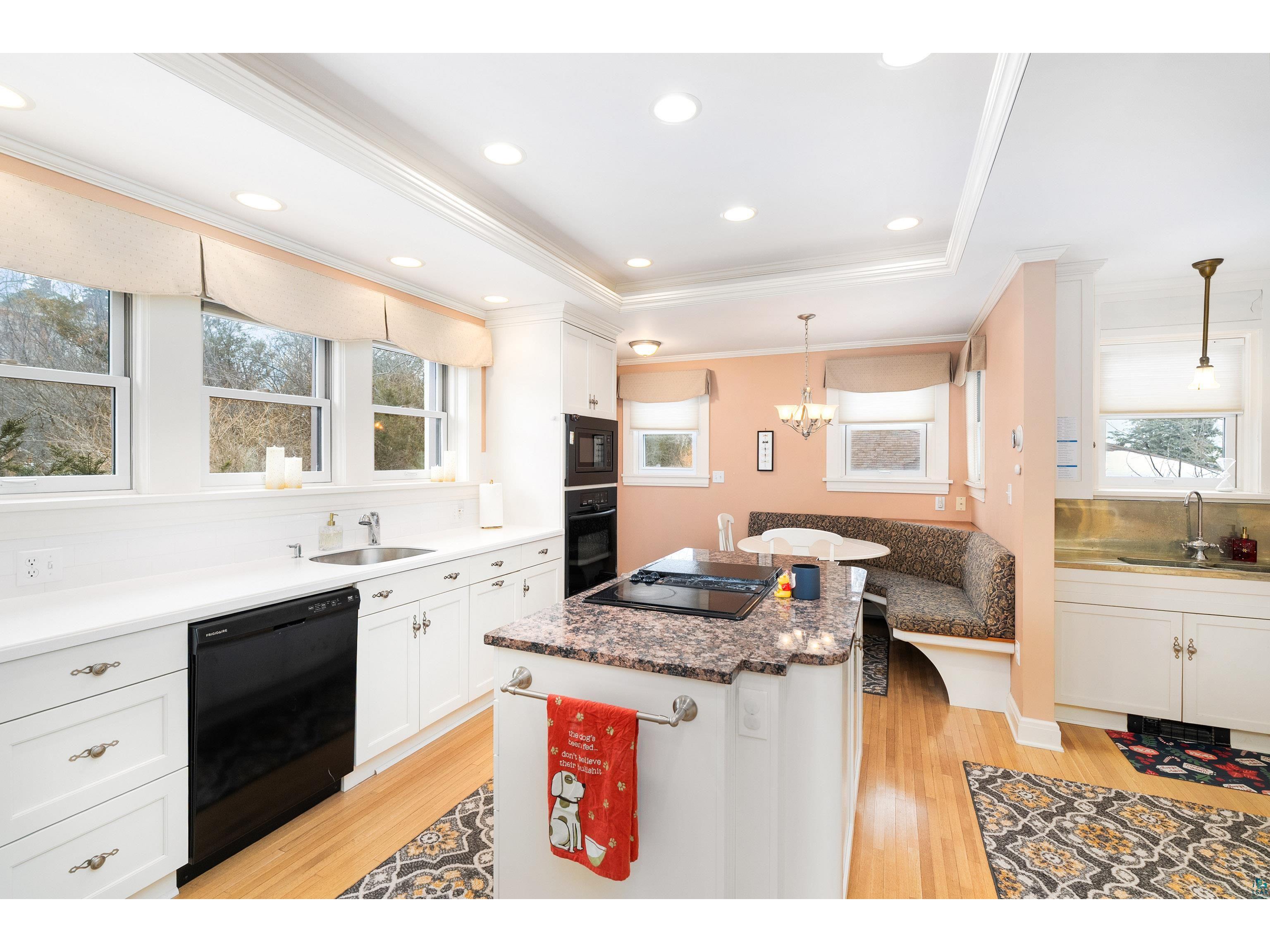 2514 E Superior St Duluth MN 55812 6123966 image26