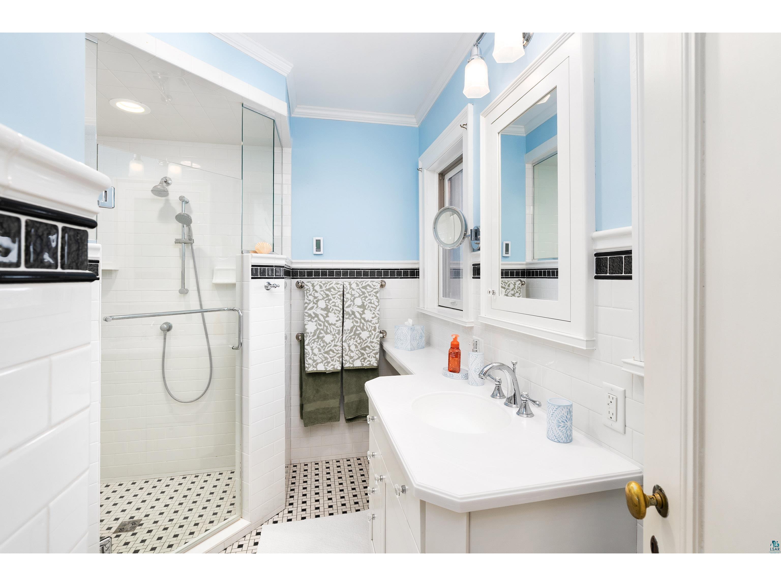 2514 E Superior St Duluth MN 55812 6123966 image44